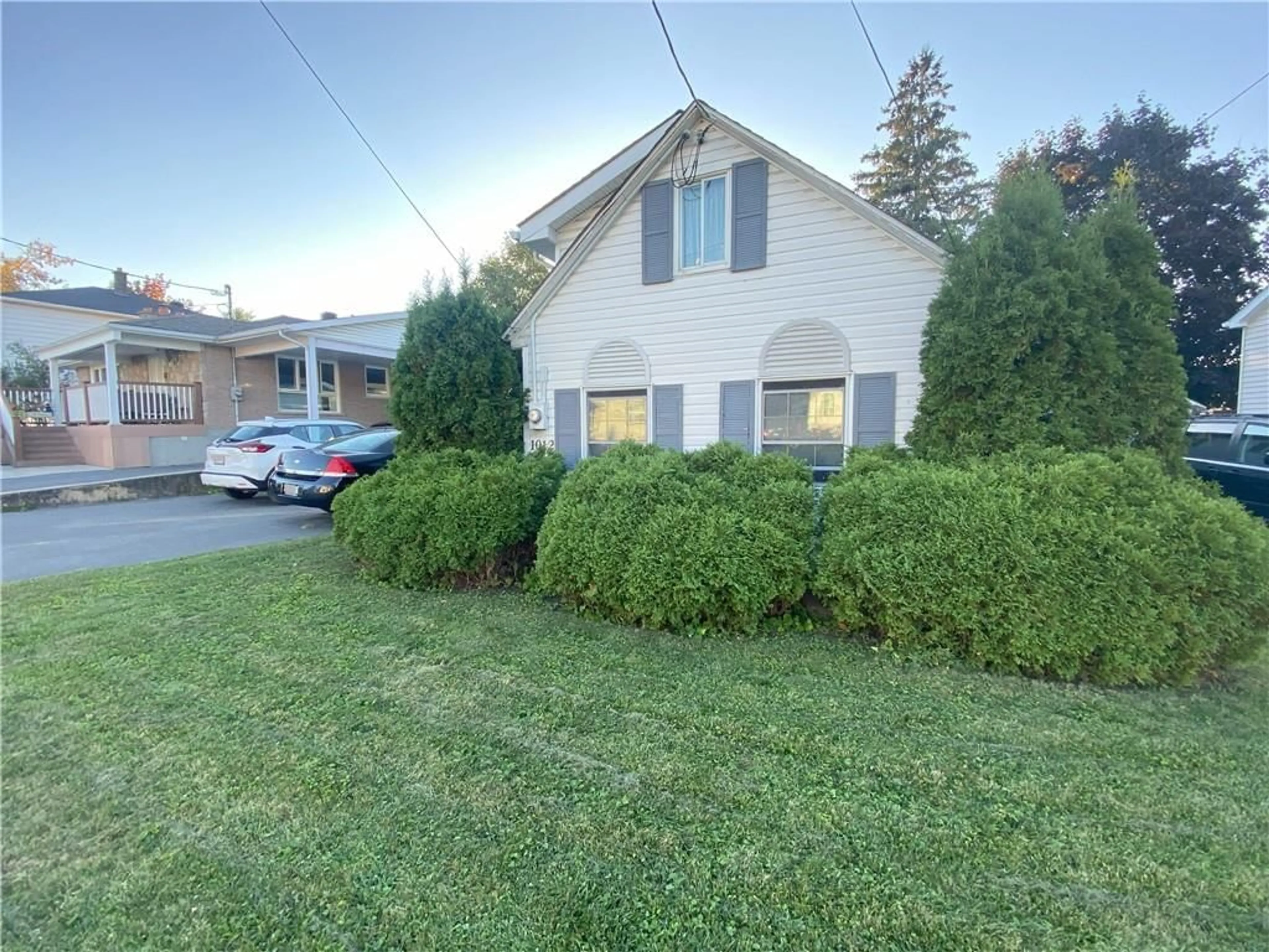 Frontside or backside of a home, cottage for 1012 MARLBOROUGH St, Cornwall Ontario K6H 4B9