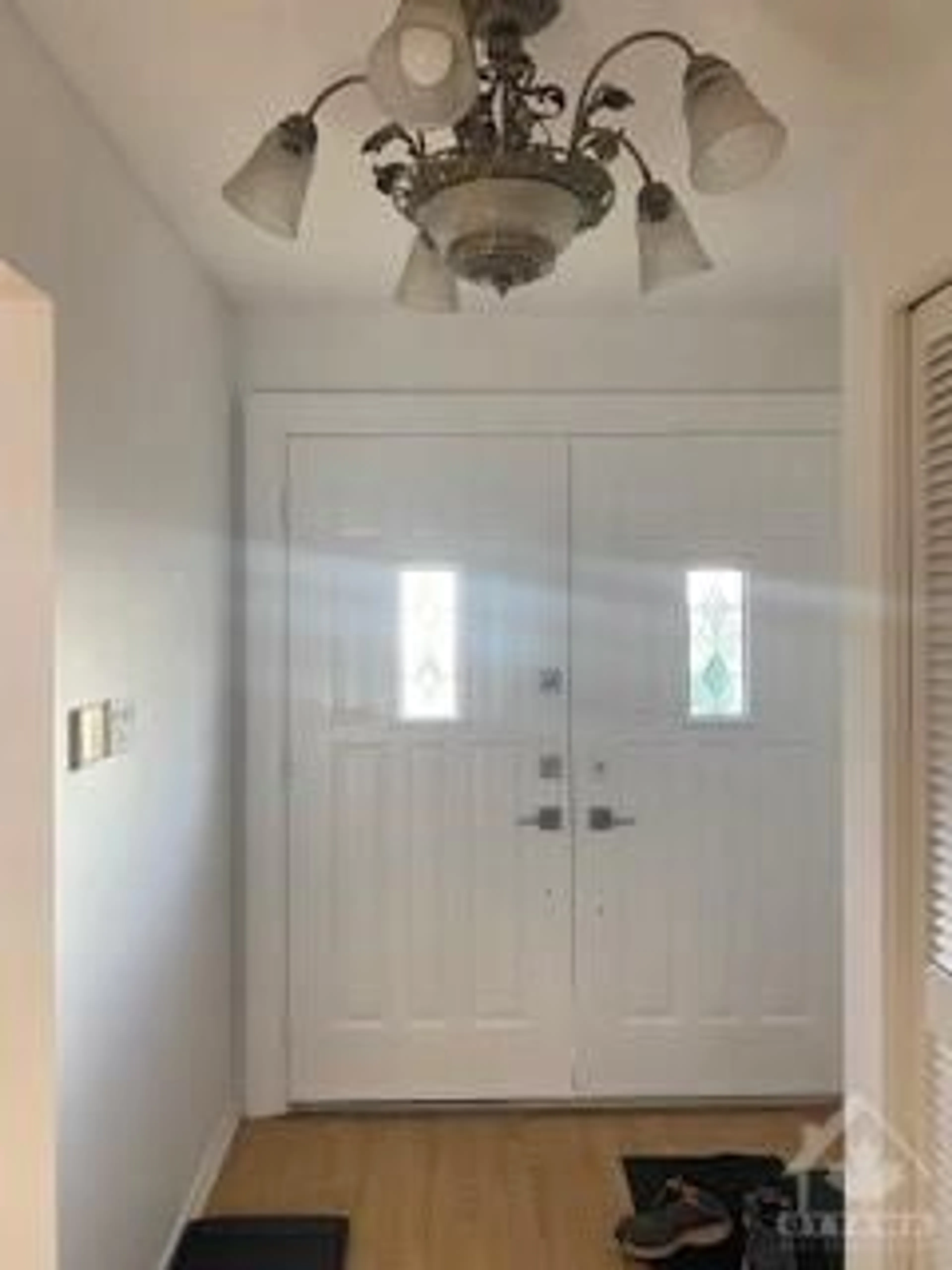 Indoor entryway, wood floors for 3260 SOUTHGATE Rd #64, Ottawa Ontario K1V 8W8