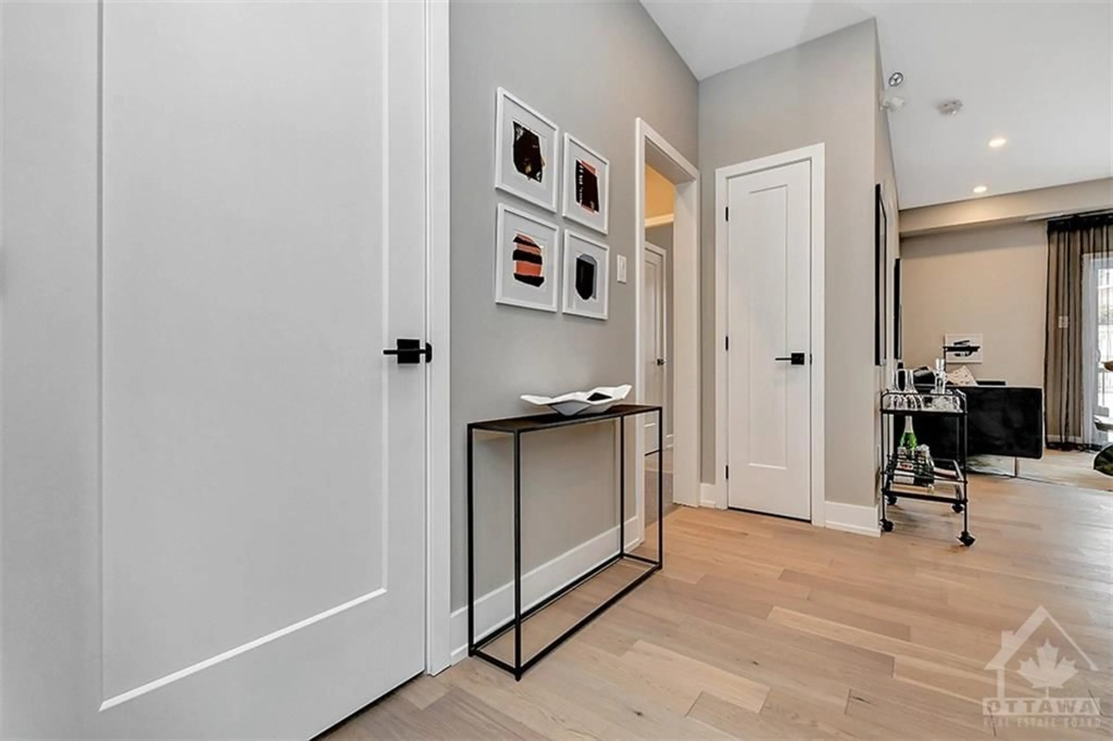 Indoor entryway, wood floors for 3600 BRIAN COBURN Blvd #2311, Ottawa Ontario K4A 0M7