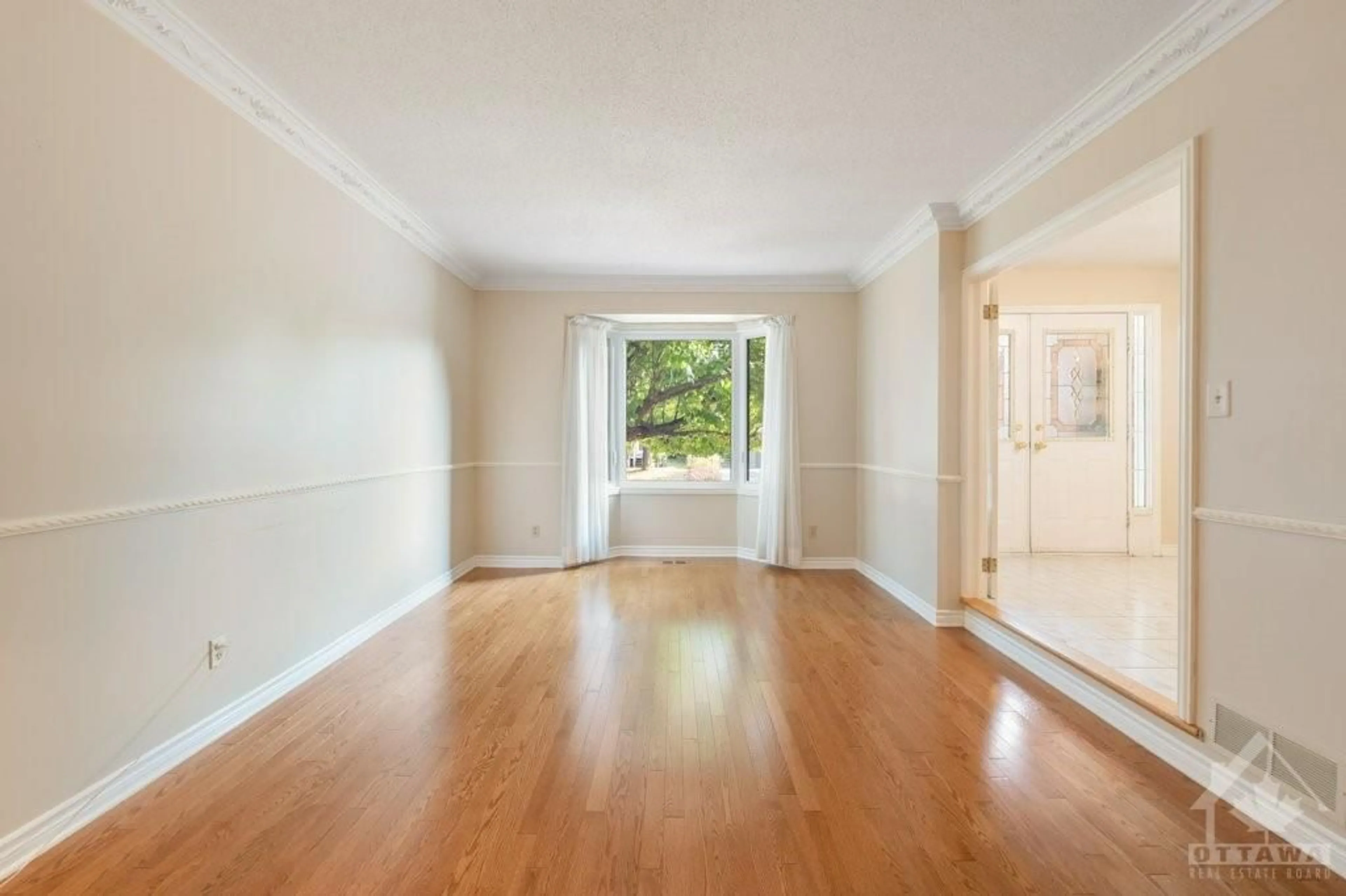 A pic of a room, wood floors for 29 ACKLAM Terr, Ottawa Ontario K2K 2H6