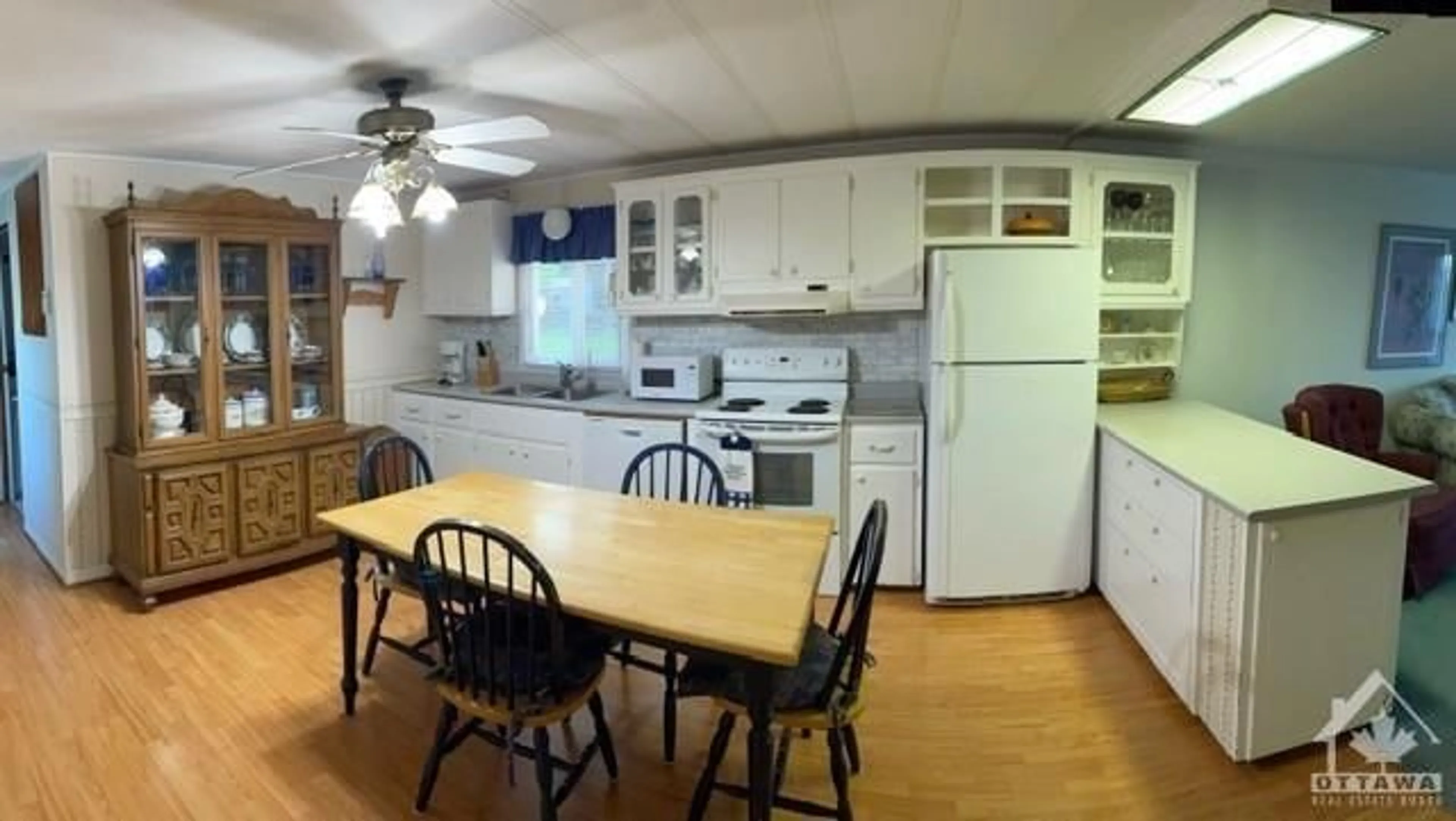 Standard kitchen, wood floors, cottage for 15 EVERGREEN Lane, White Lake Ontario K0A 3L0