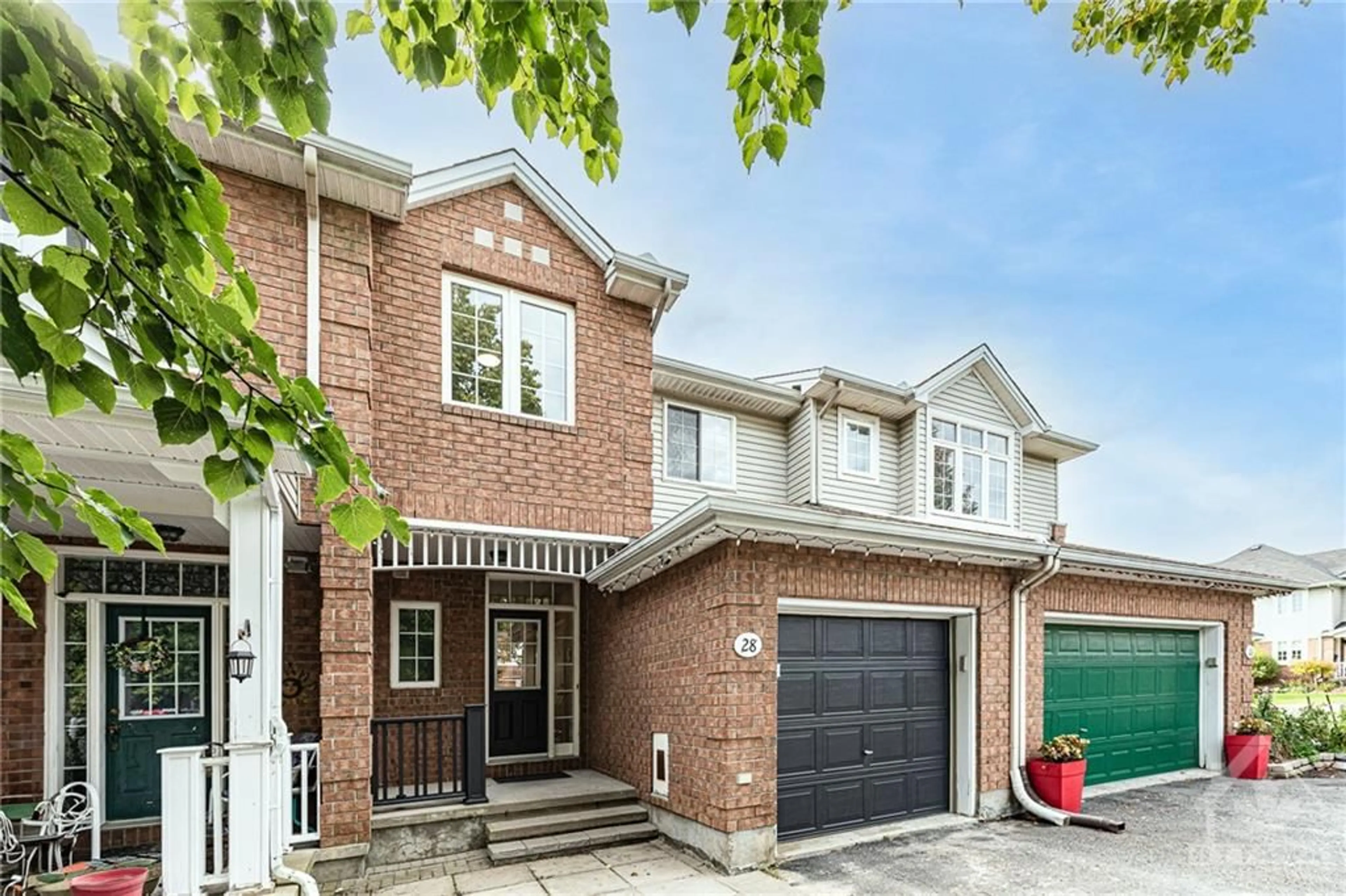 Home with brick exterior material for 28 DRYSDALE St, Ottawa Ontario K2K 3L3