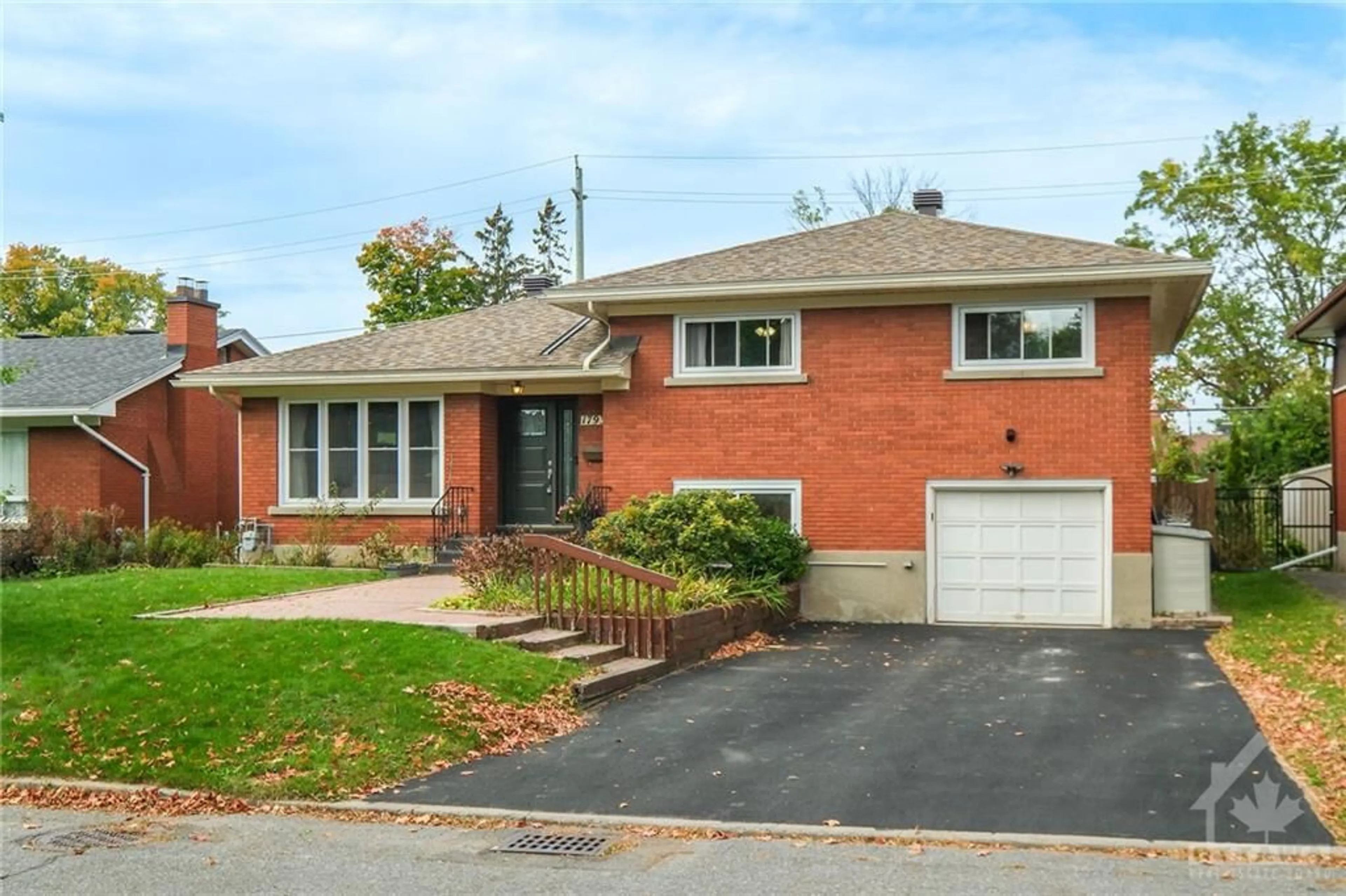 Home with brick exterior material for 1793 MATTHEWS Ave, Ottawa Ontario K2C 0X5