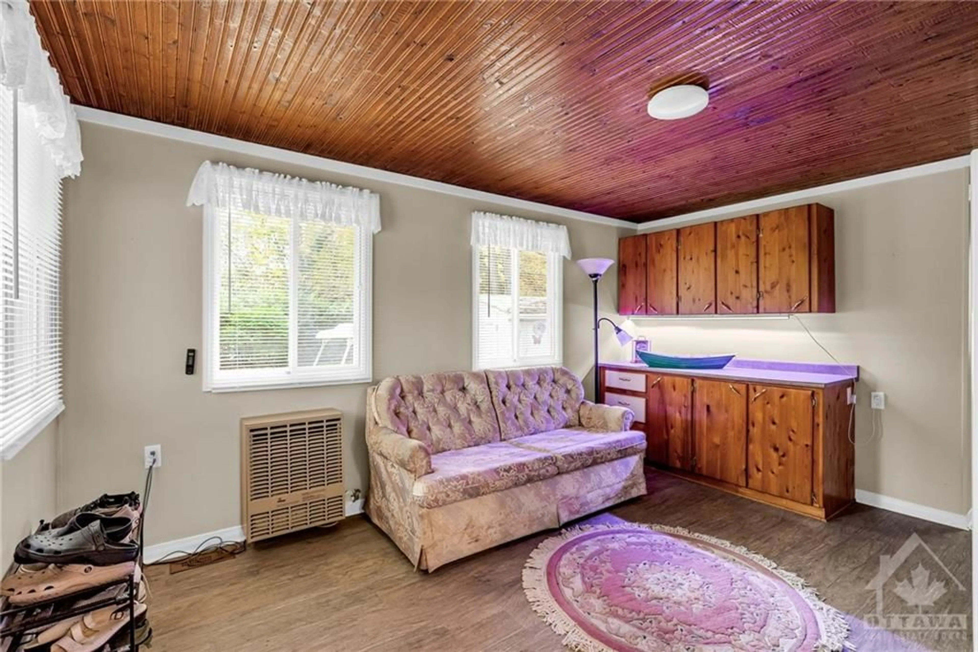 Living room, wood floors for 4-10152 COUNTY ROAD 43 Rd, Mountain Ontario K0E 1S0