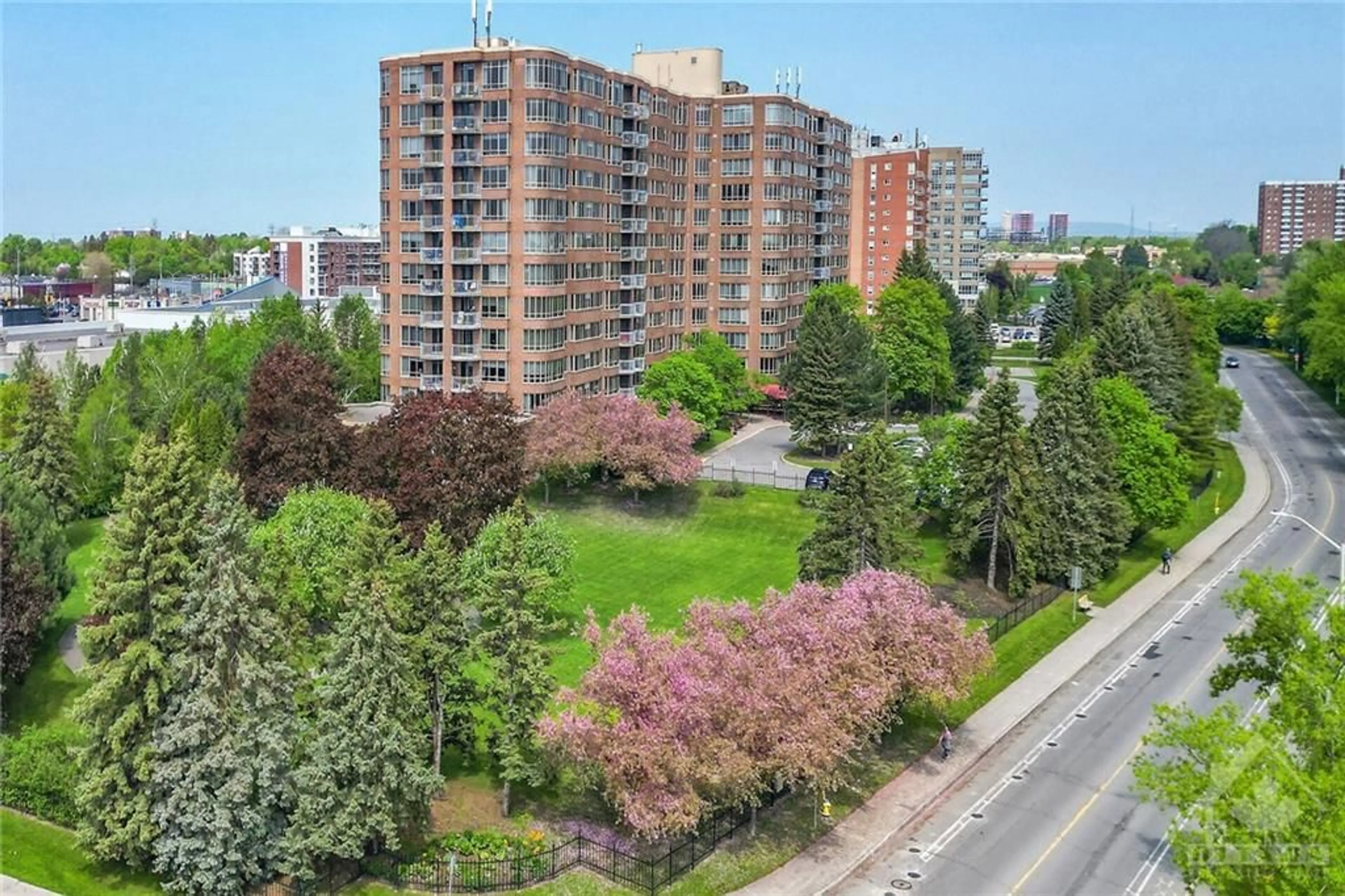 A pic from exterior of the house or condo, the view of city buildings for 100 GRANT CARMAN Dr #706, Ottawa Ontario K2E 8B8