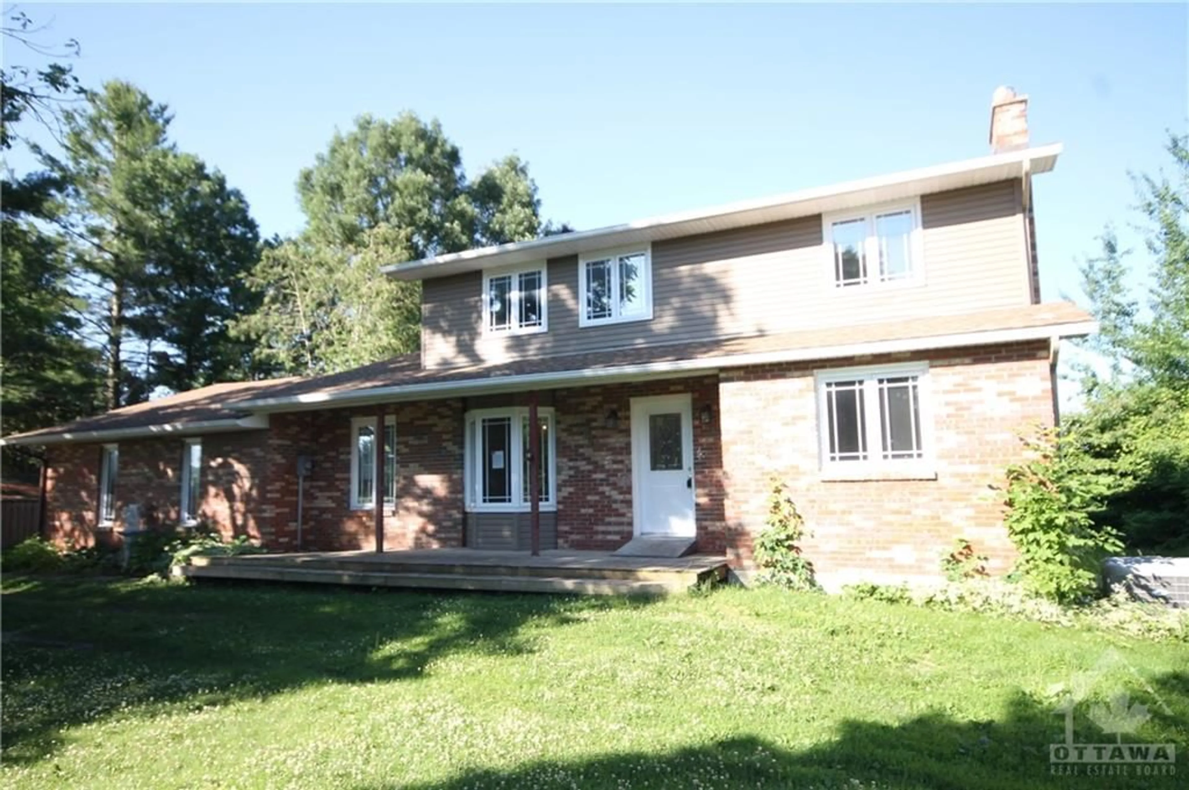 Frontside or backside of a home, cottage for 1844 RIVER Rd, Ottawa Ontario K4M 1B4