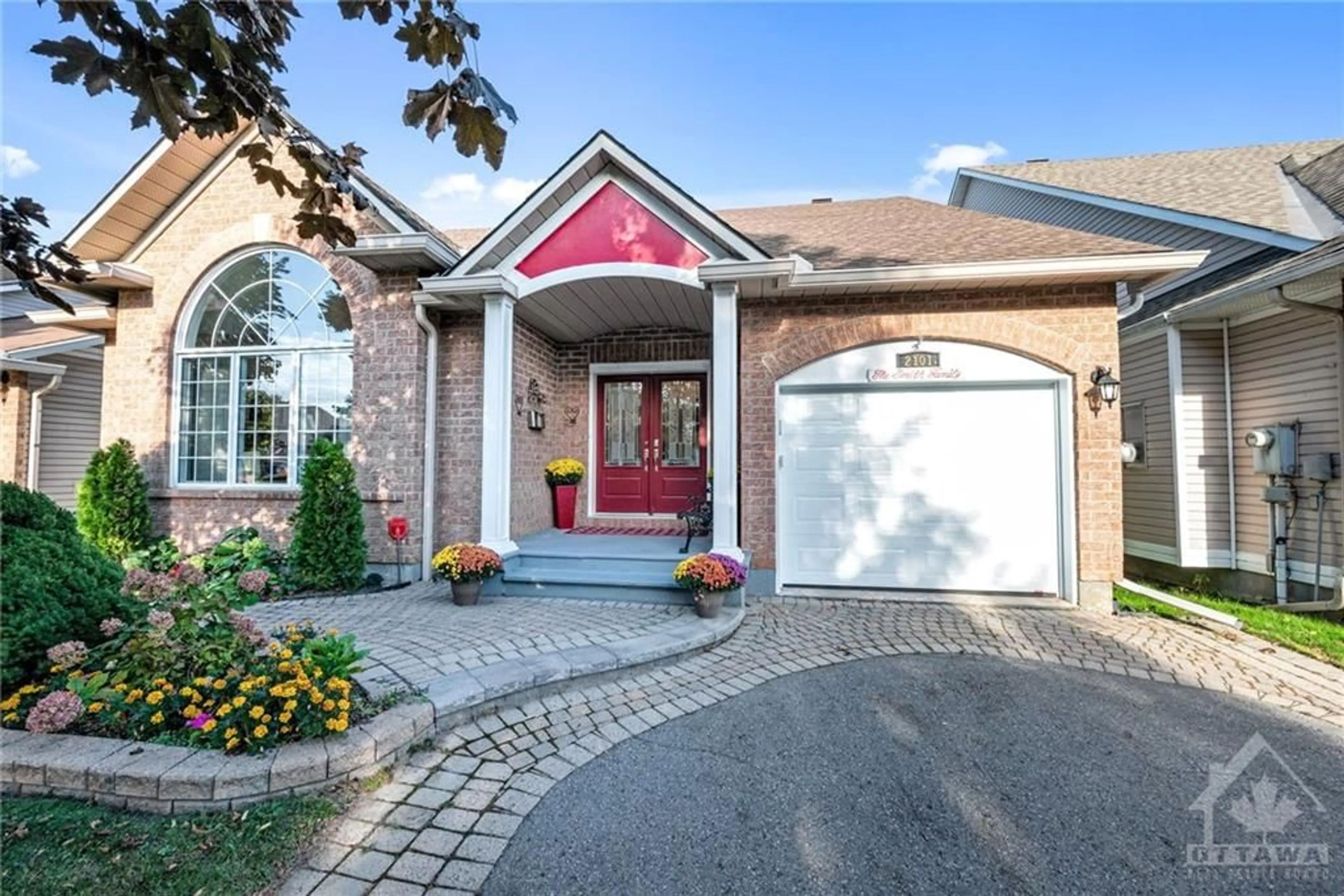 Home with brick exterior material for 2101 AUBURN RIDGE Dr, Ottawa Ontario K1W 1H7