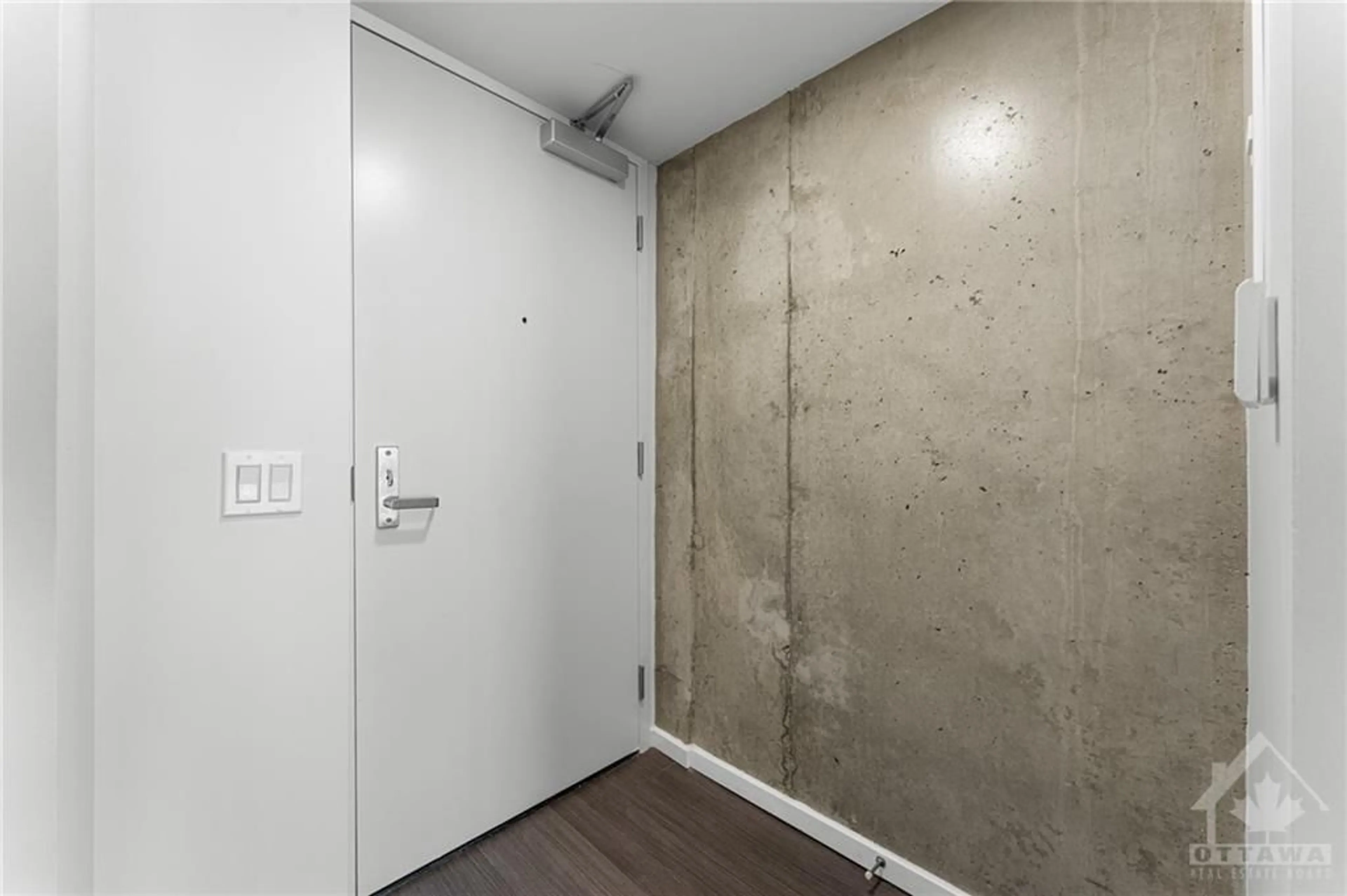 Other indoor space, unknown floor for 105 CHAMPAGNE Ave #2807, Ottawa Ontario K1S 5E5