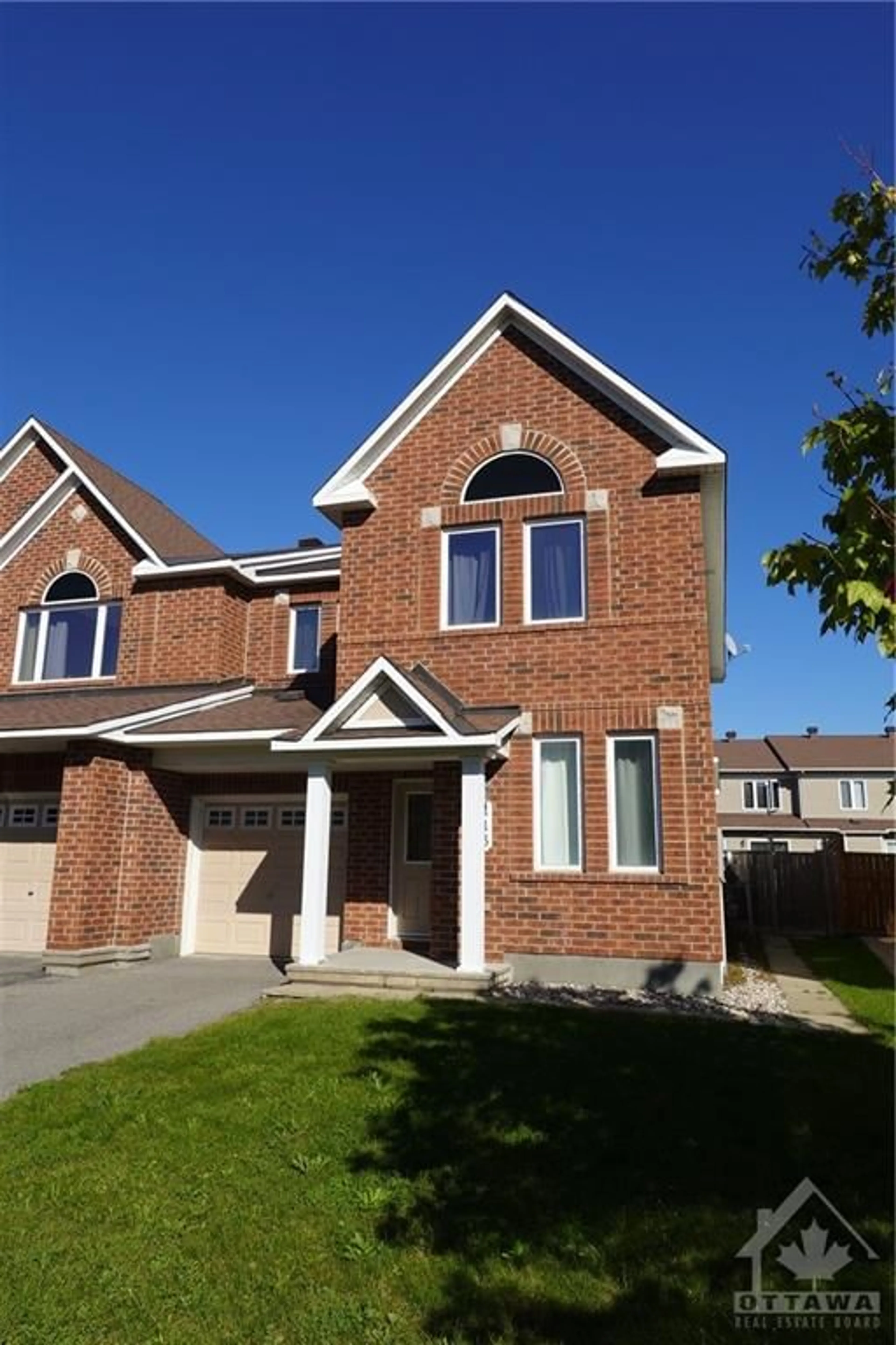 Home with brick exterior material for 113 AKITA Walk, Ottawa Ontario K2J 3T8