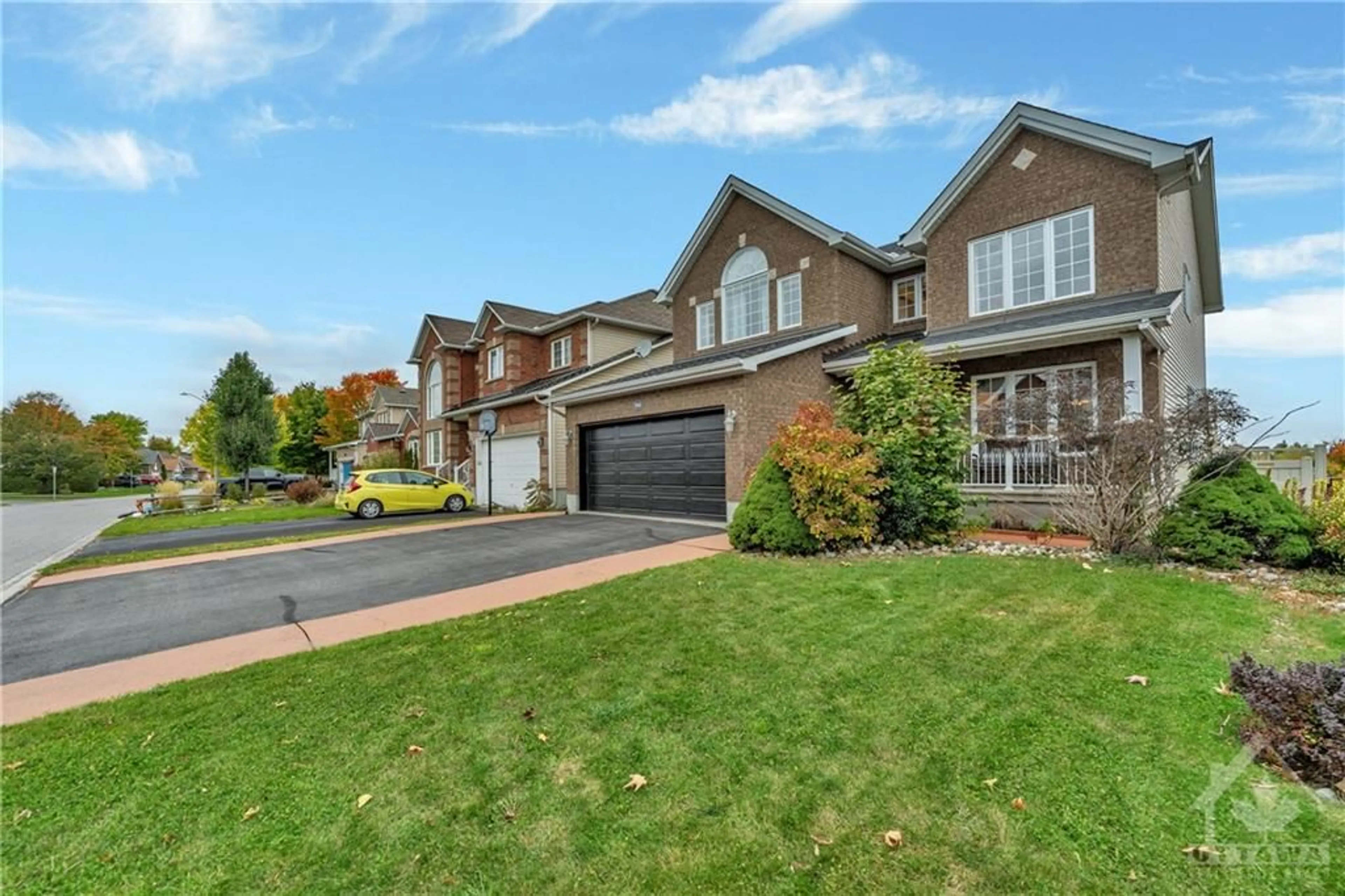 Frontside or backside of a home, the street view for 56 LLOYDALEX Cres, Ottawa Ontario K2S 2E8