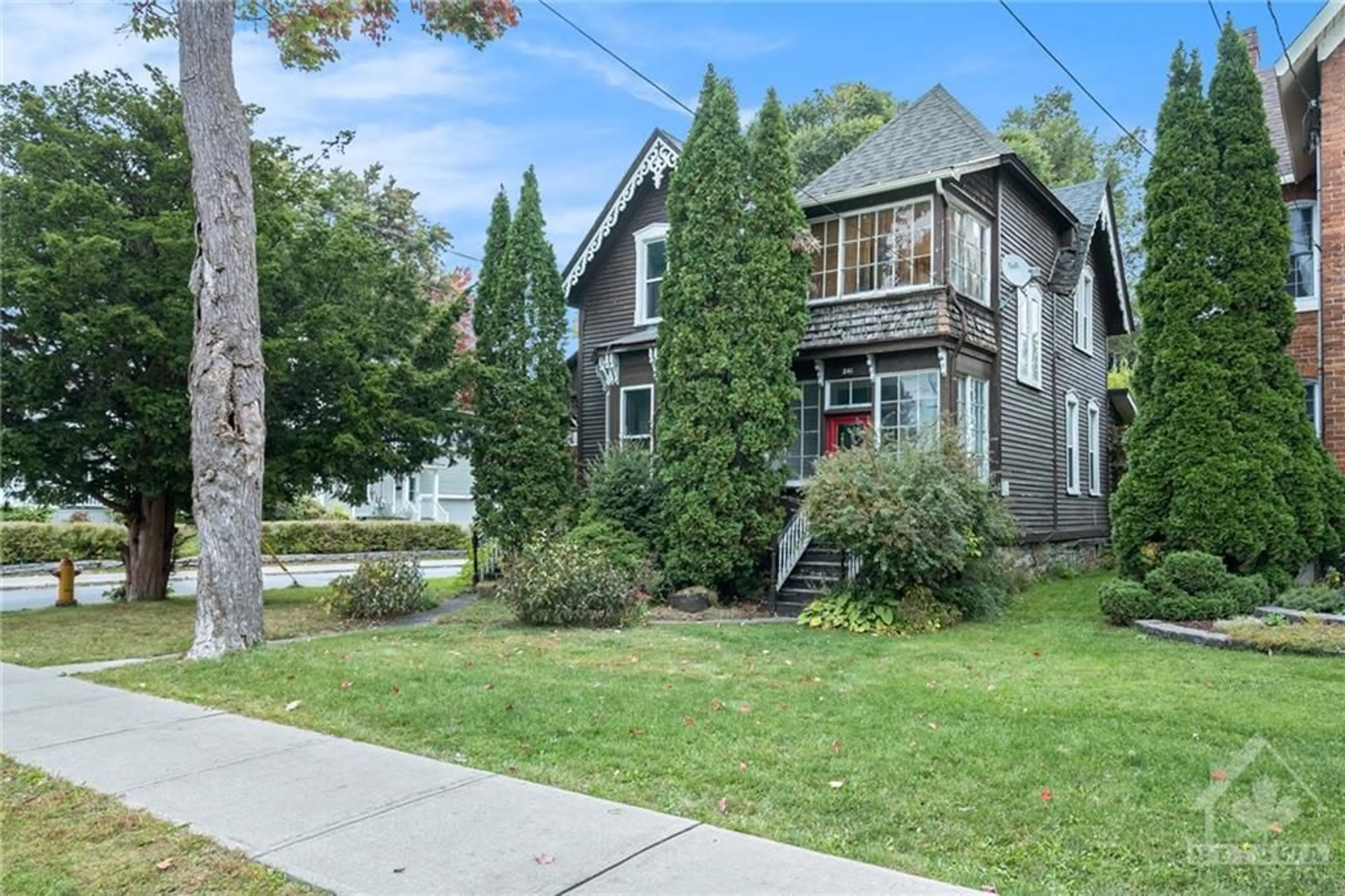 Frontside or backside of a home, the street view for 241 SYDNEY St, Cornwall Ontario K6H 3H3