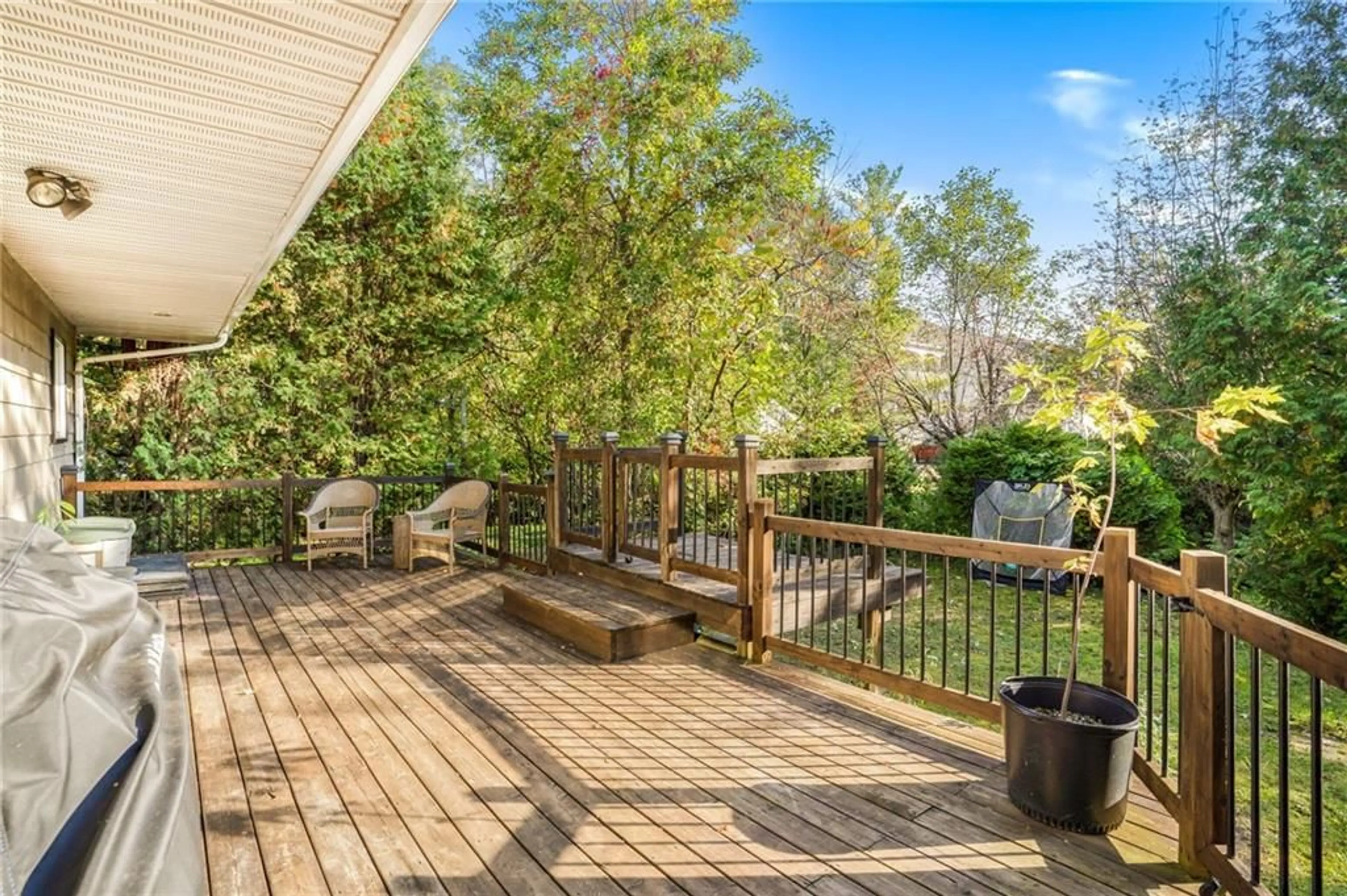 Patio, the fenced backyard for 1945 DU QUAI St, Lefaivre Ontario K0B 1J0