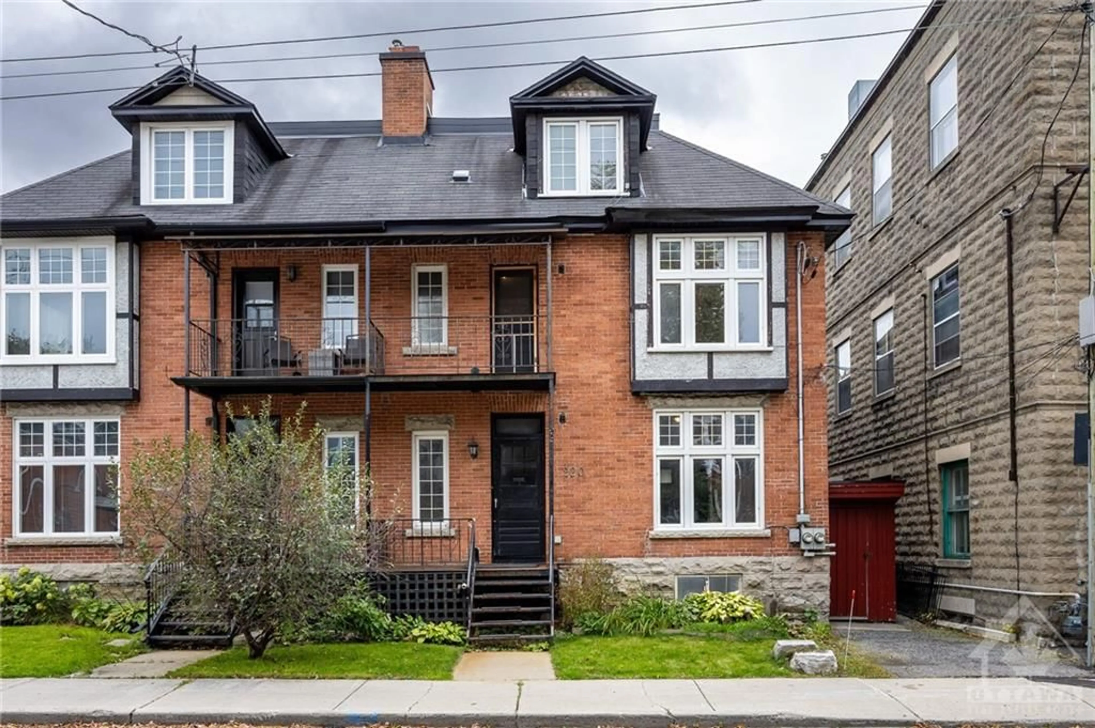 Home with brick exterior material for 220 STRATHCONA Ave, Ottawa Ontario K1S 1X8