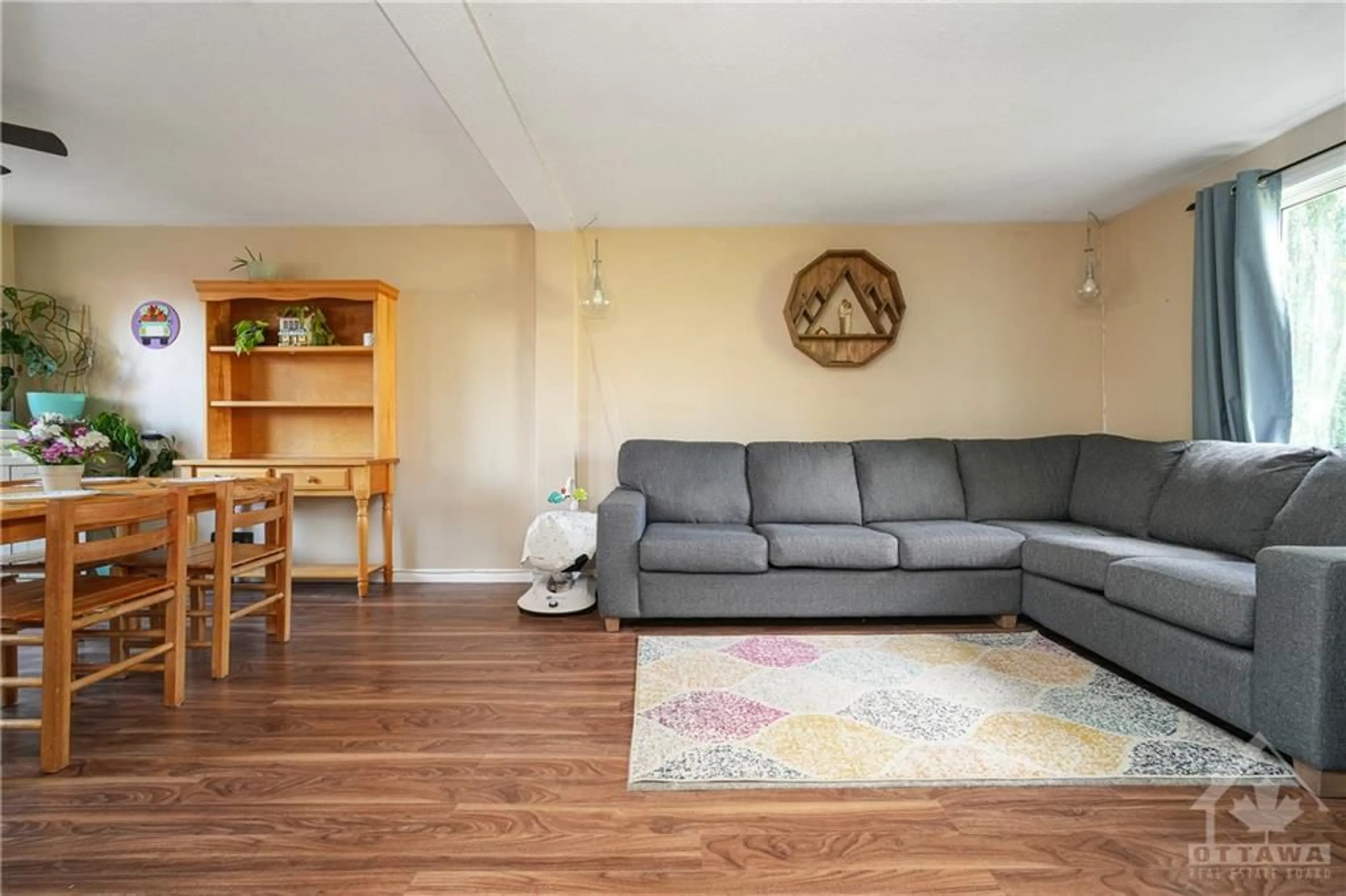 Living room, wood floors for 1510 BEAVERPOND Dr #B, Ottawa Ontario K1B 3R9