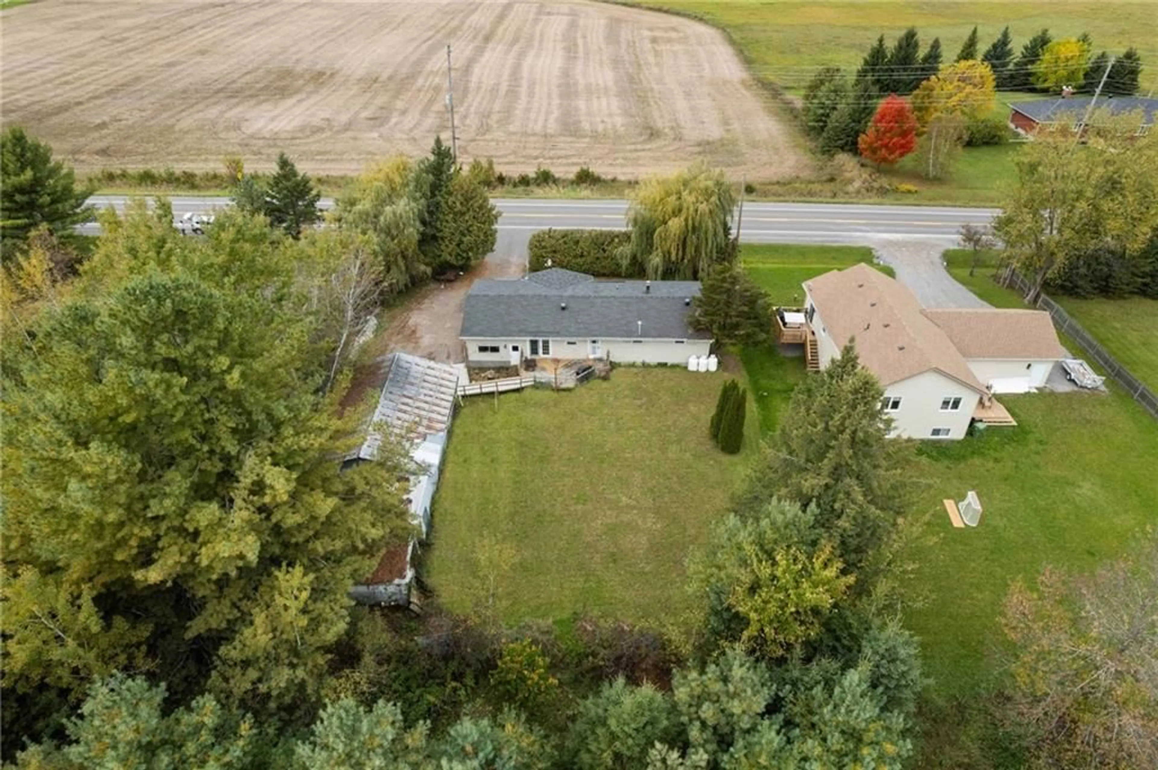 Frontside or backside of a home, the fenced backyard for 375 WHITE WATER Rd, Pembroke Ontario K8A 6W4