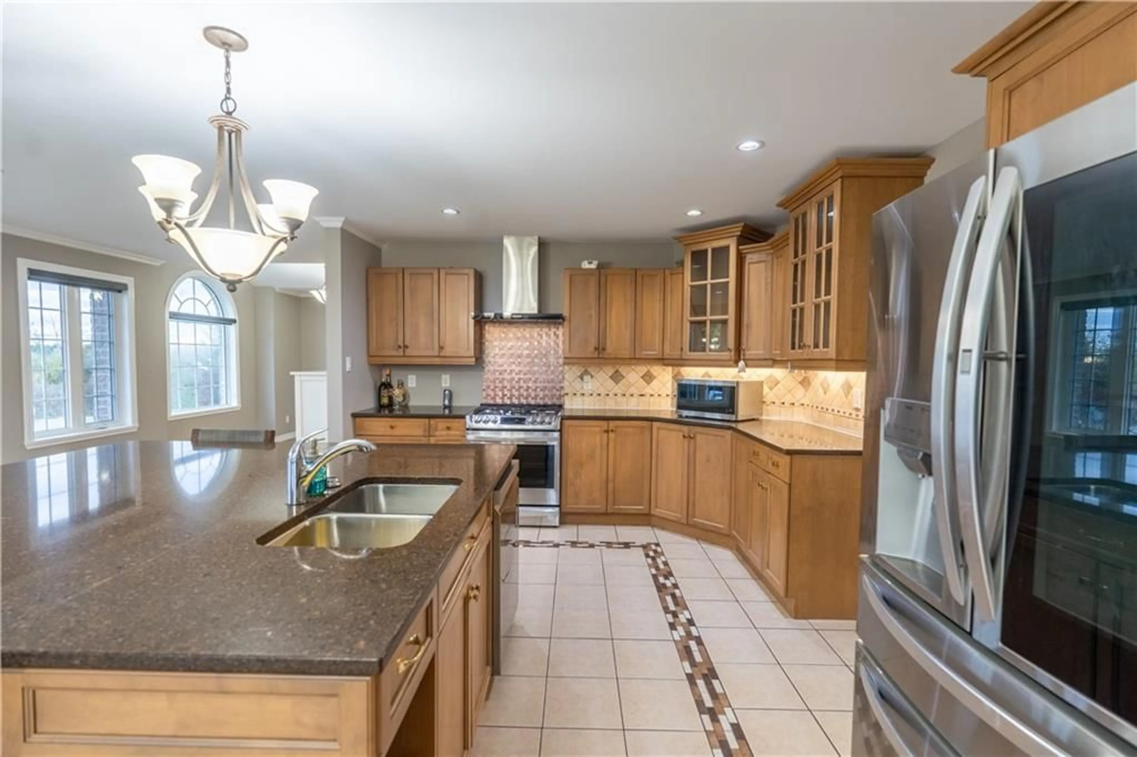 Open concept kitchen for 6547 SAPPHIRE Dr, Cornwall Ontario K6H 7J1