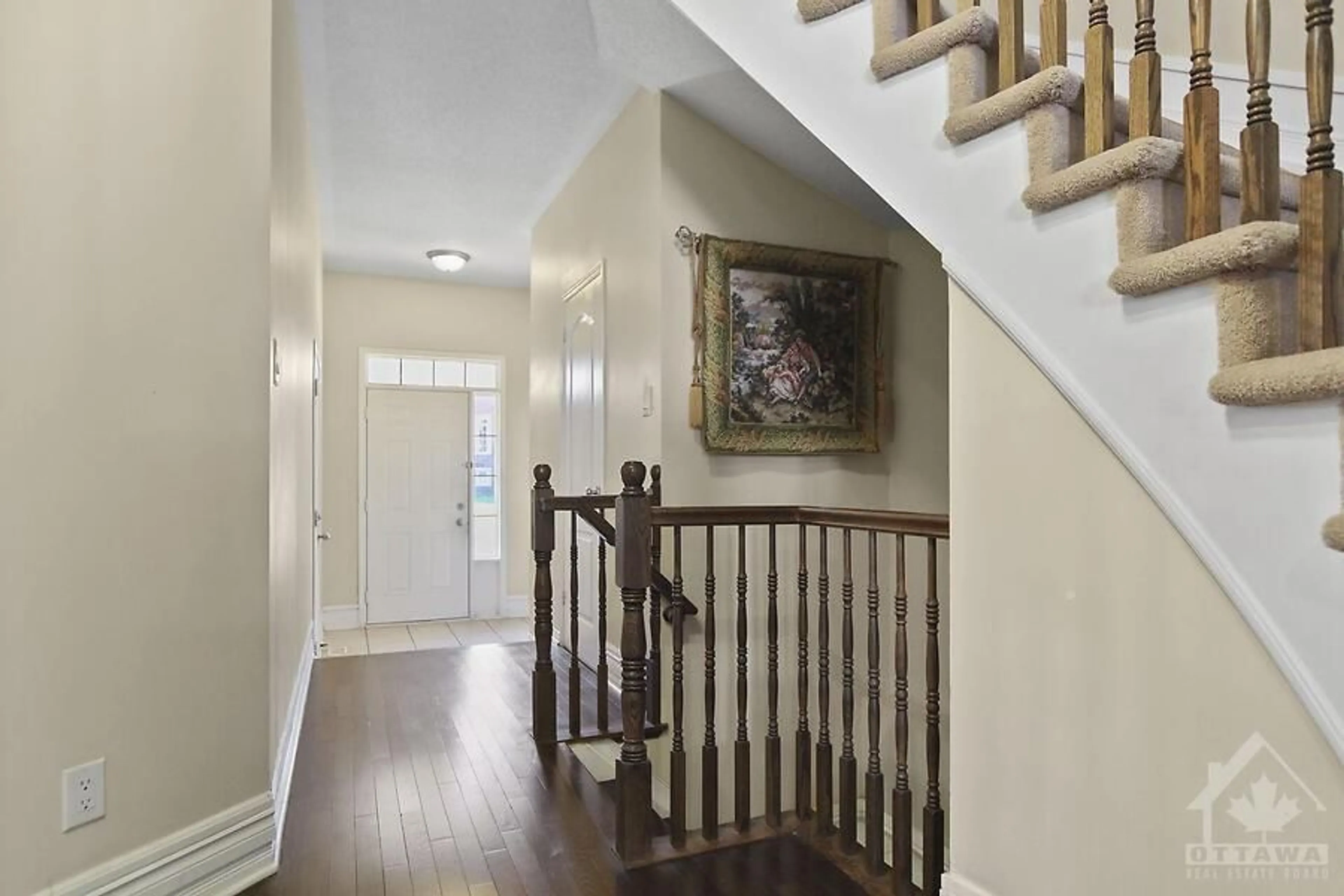 Indoor foyer, wood floors for 361 ROYAL FERN Way, Ottawa Ontario K1V 2K6