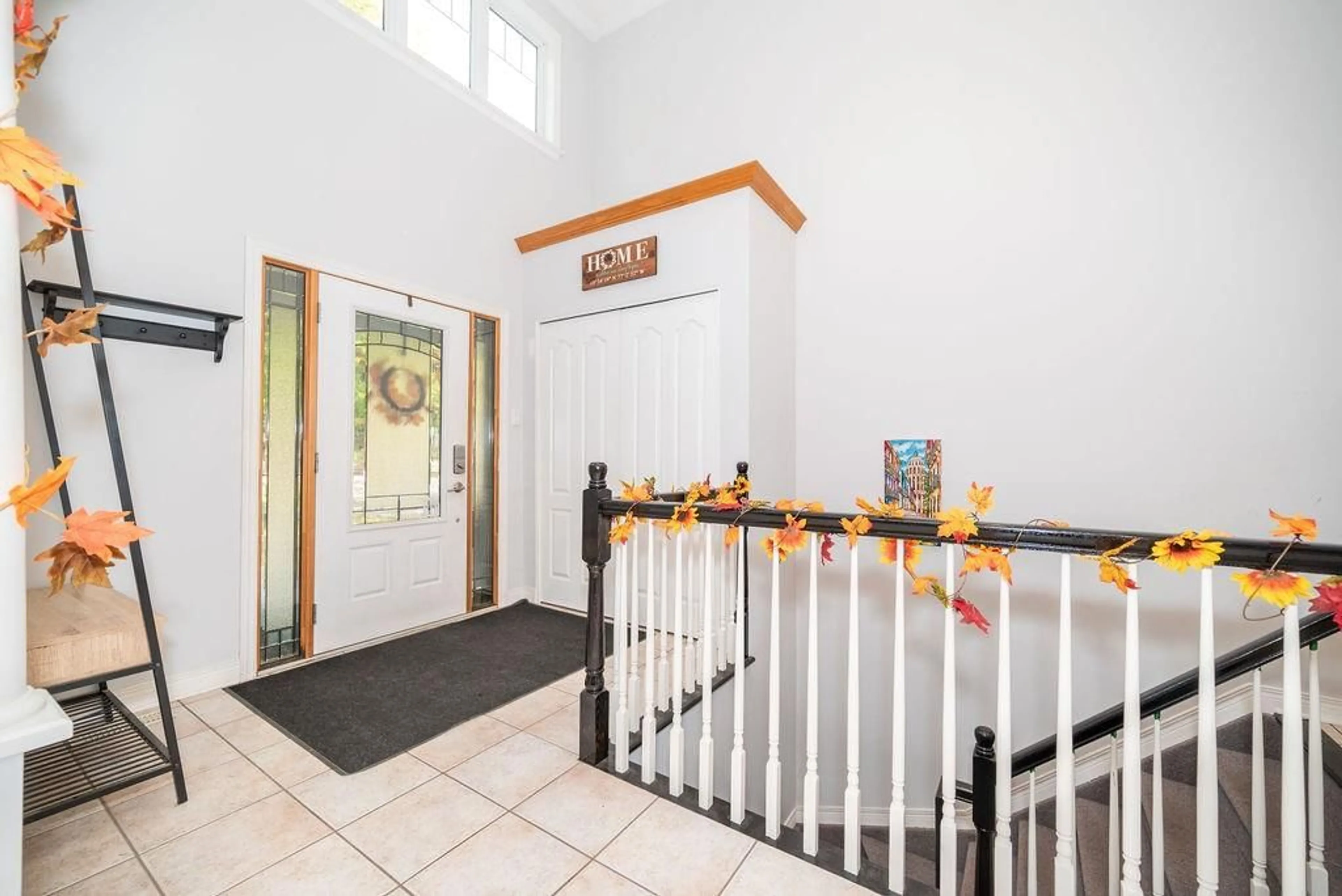 Indoor foyer, wood floors for 29 HOLIDAY Lane, Eganville Ontario K0J 1T0