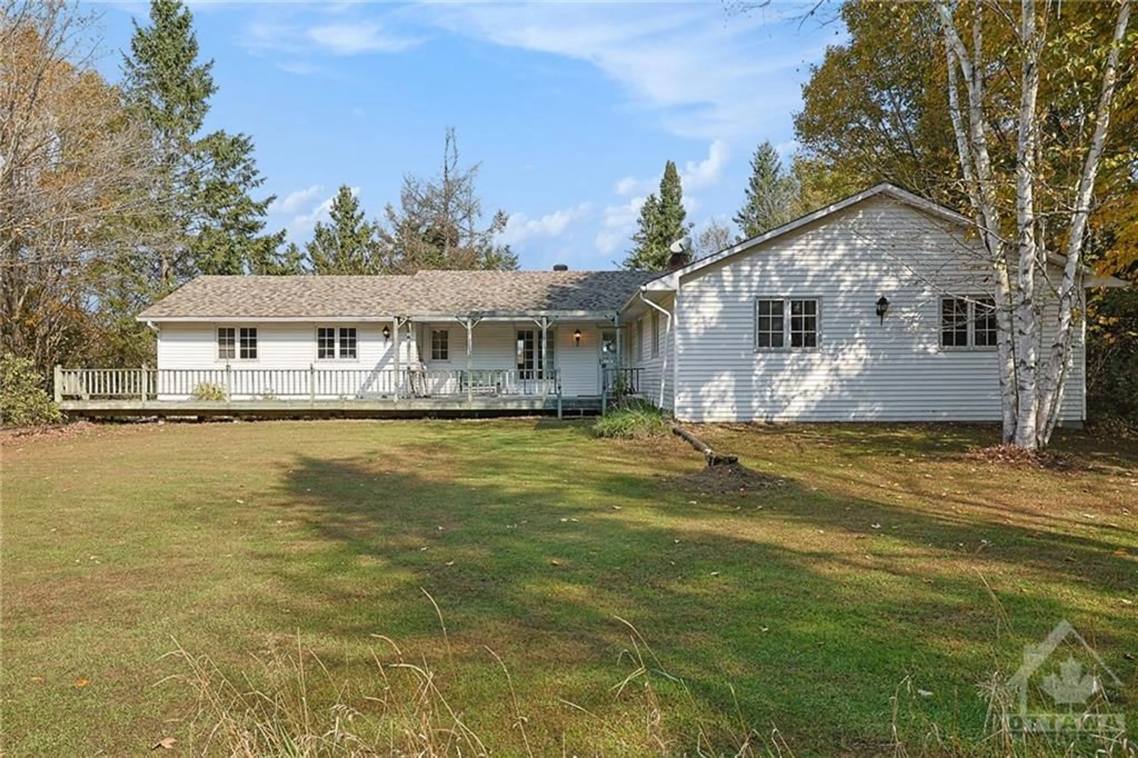 Frontside or backside of a home, cottage for 4000 STONECREST Rd, Ottawa Ontario K0A 3M0