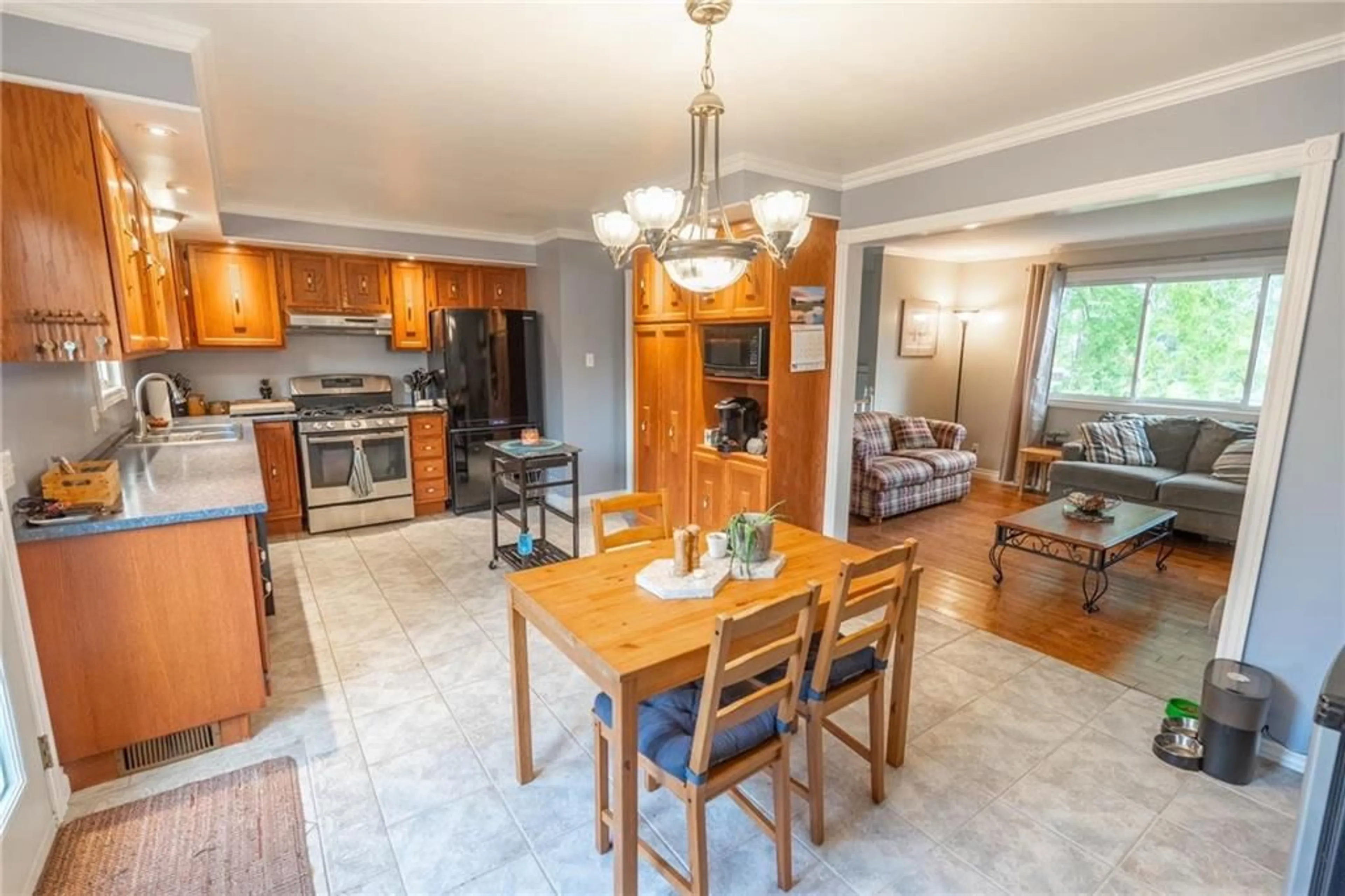 Open concept kitchen for 17025 VINCENT HUBERT Rd, Monkland Ontario K0C 1V0