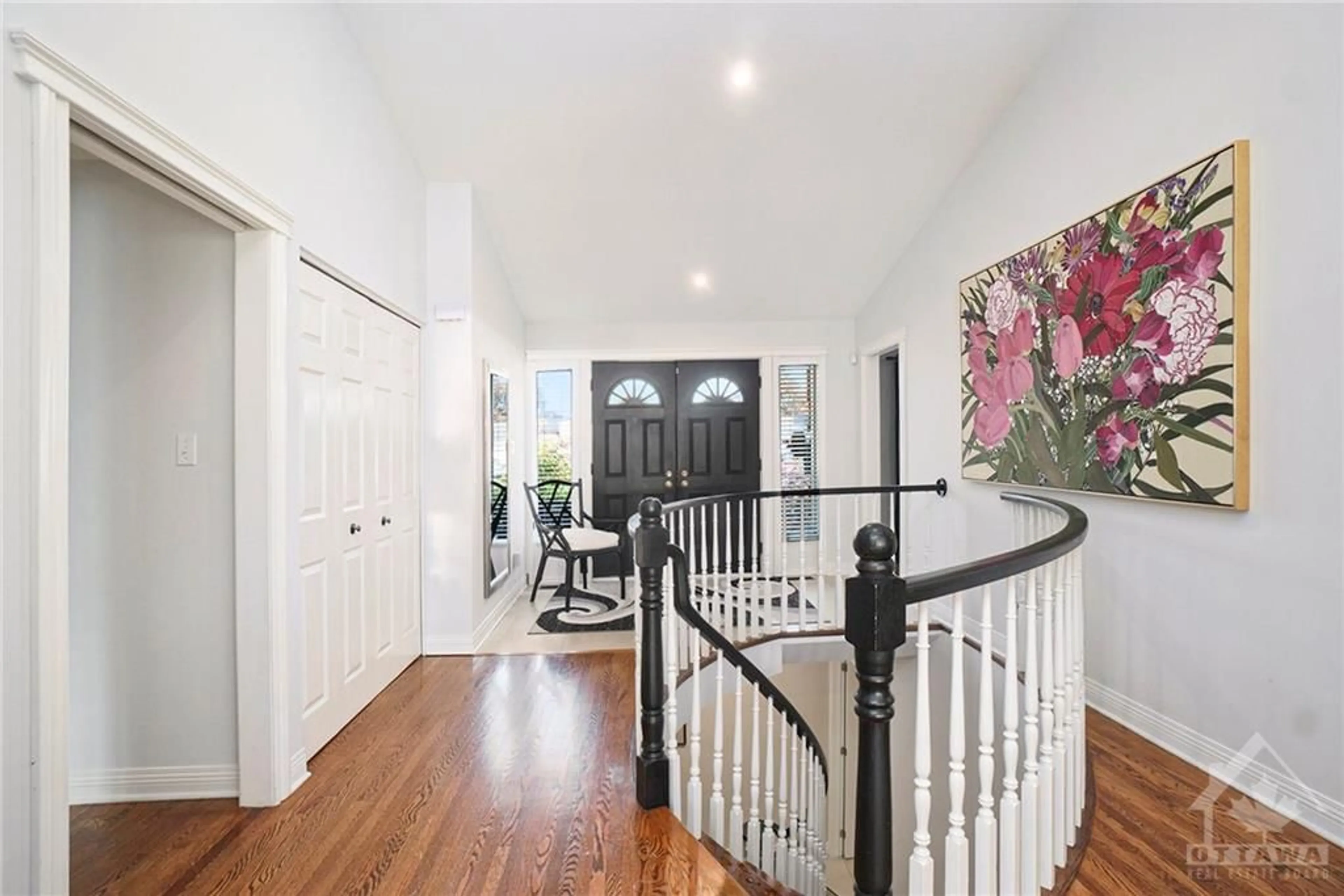 Indoor entryway, wood floors for 238 MCCLELLAN Rd, Ottawa Ontario K2H 7W9