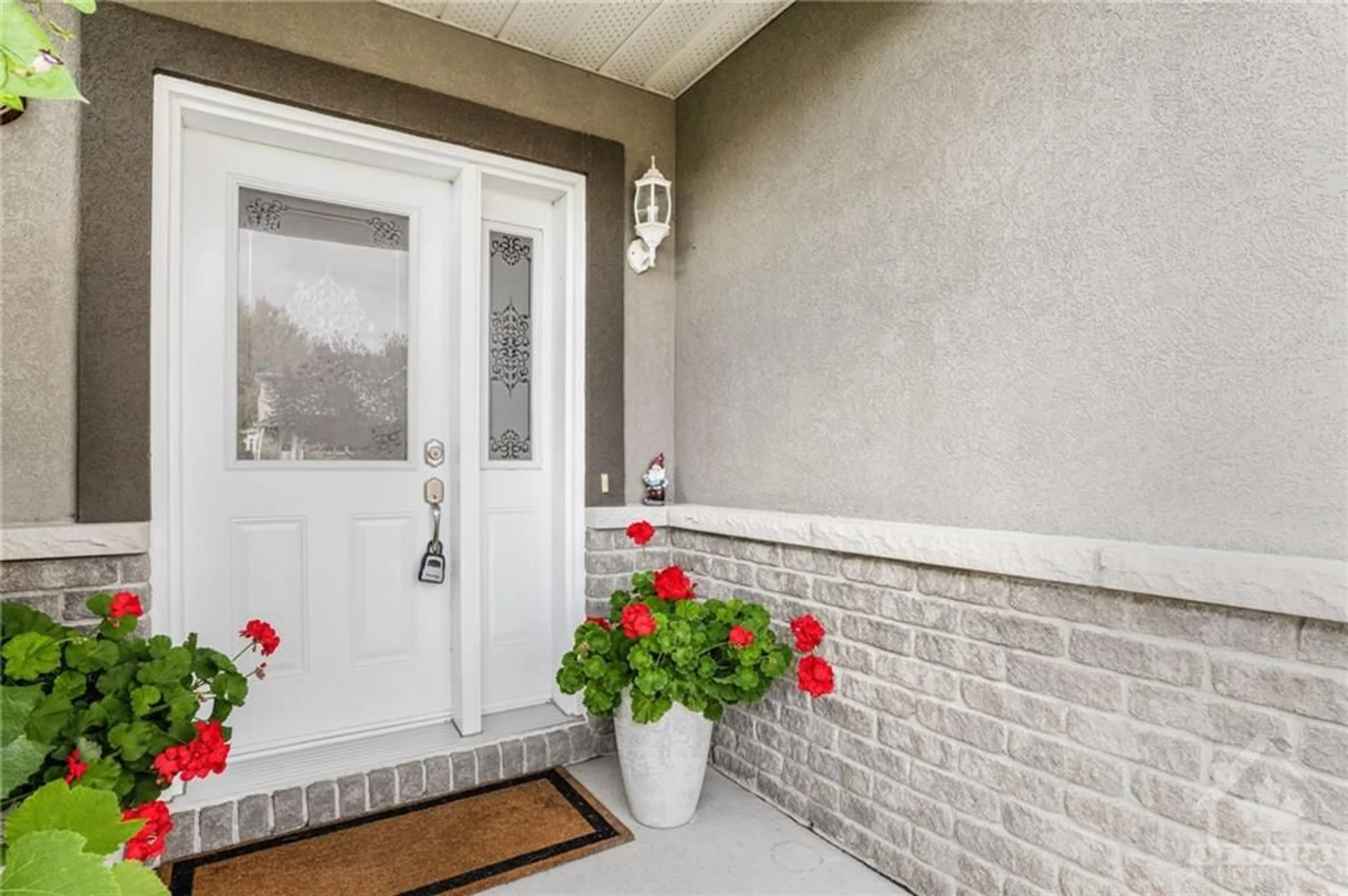 Indoor entryway, cement floor for 237 TRILLIUM Cir, Wendover Ontario K0A 3K0