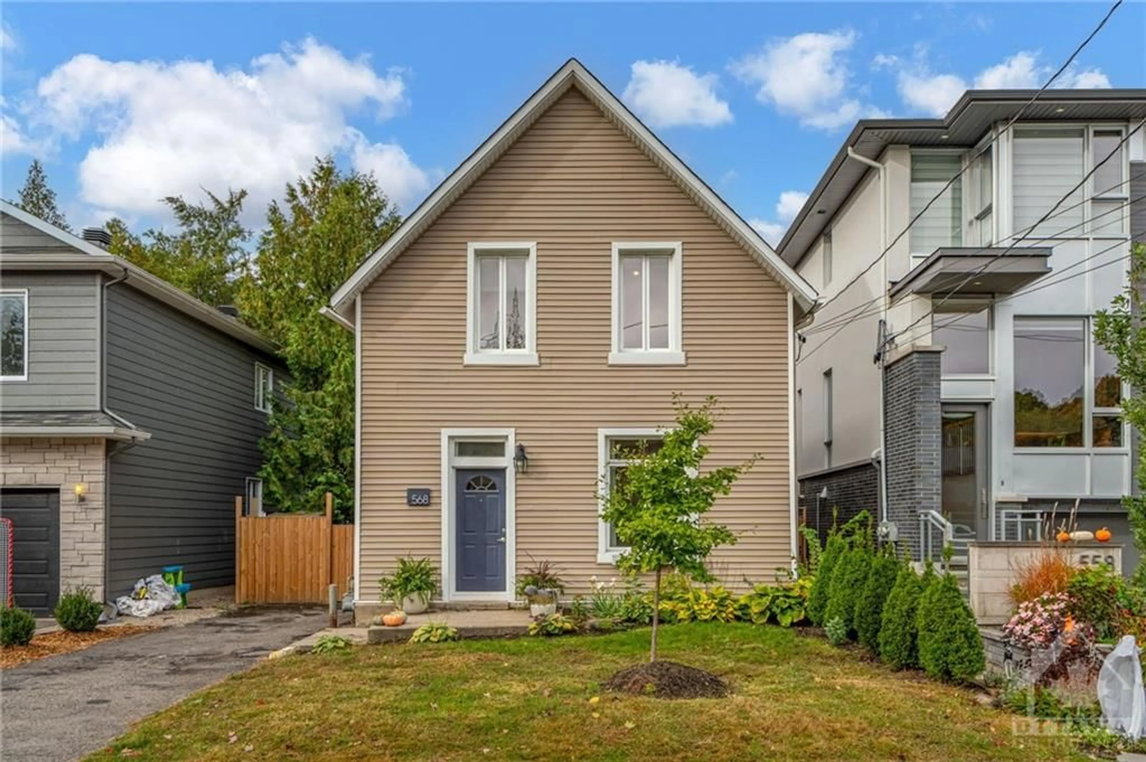 Frontside or backside of a home, the fenced backyard for 568 HILSON Ave, Ottawa Ontario K1Z 6E1