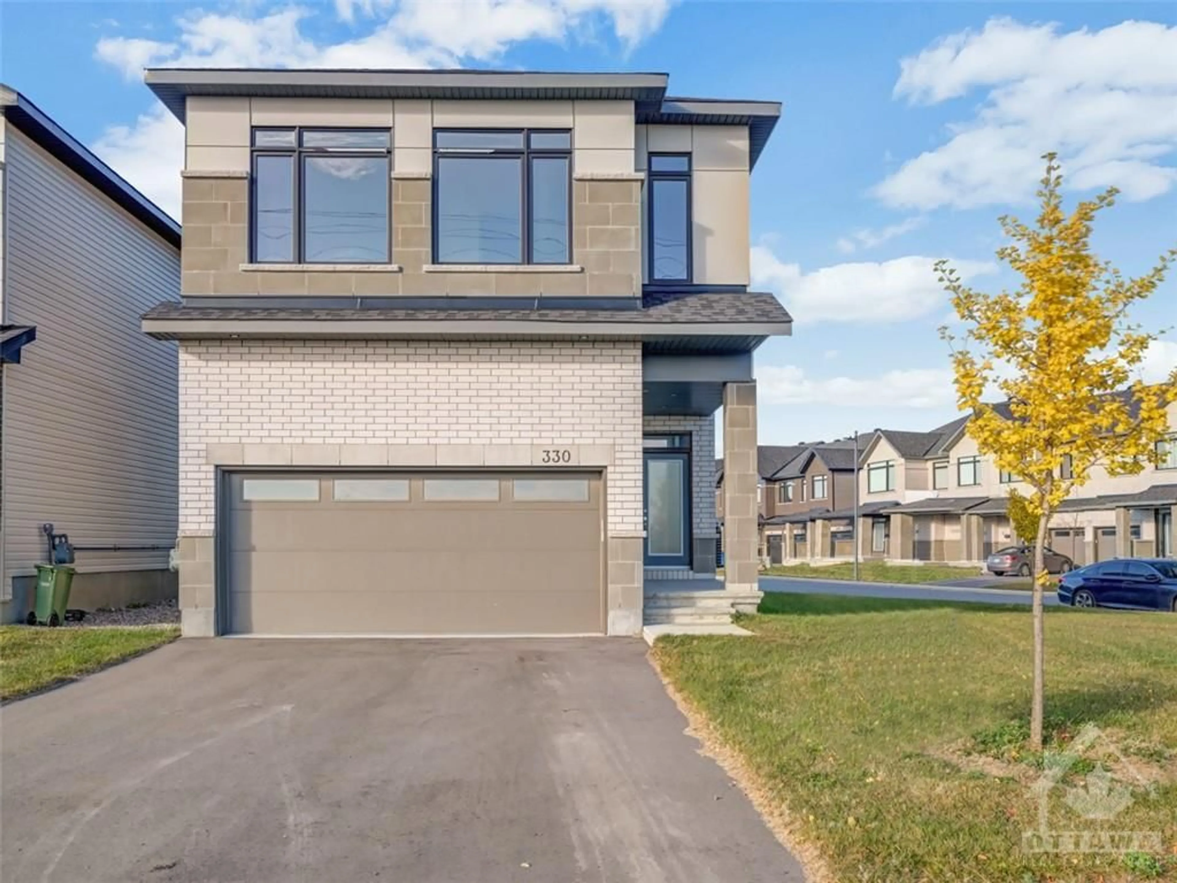 Frontside or backside of a home, the street view for 330 MONTICELLO Ave, Stittsville Ontario K2S 2S5