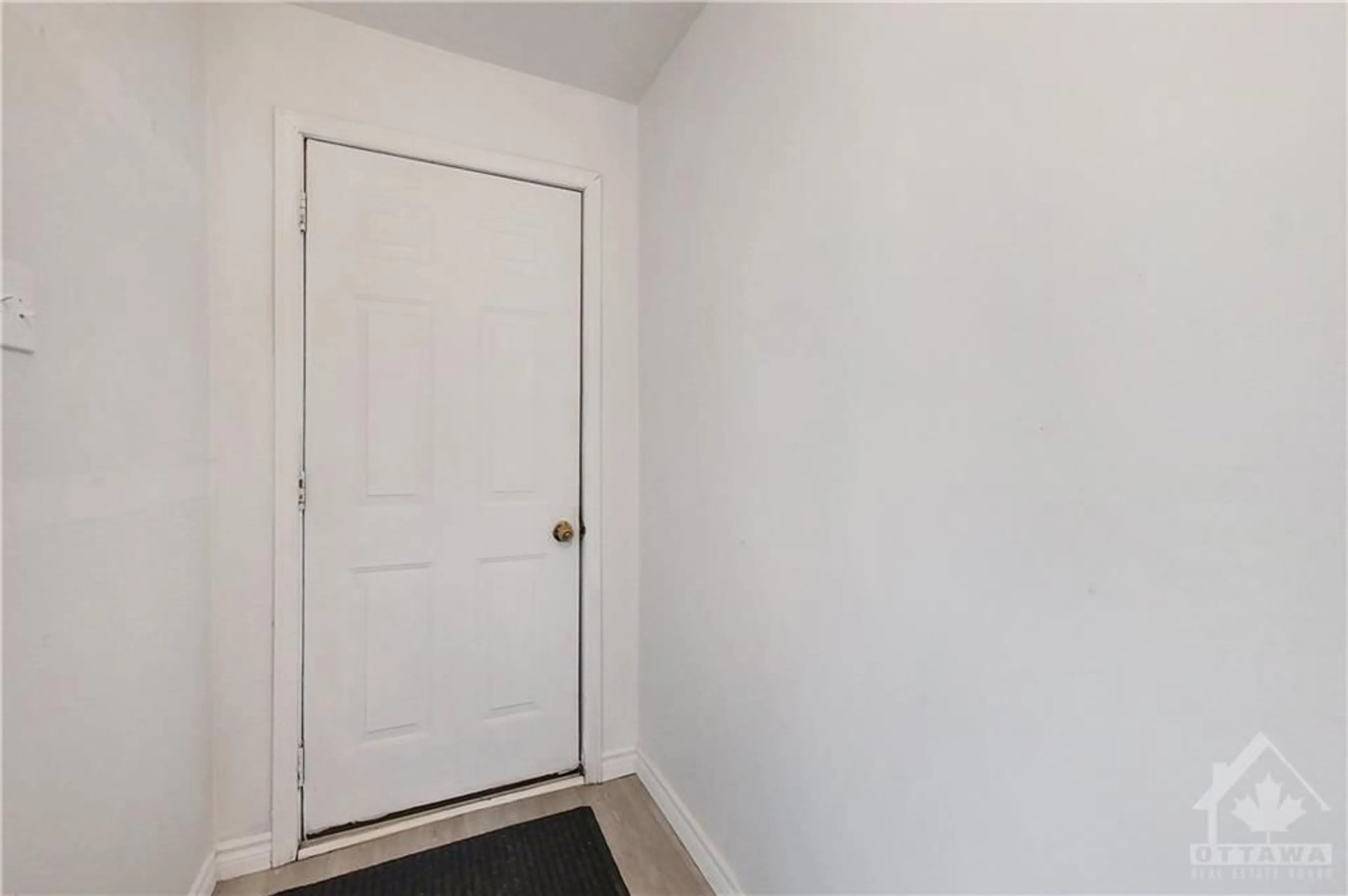 A pic of a room, not visible floor for 1416 BELCOURT Blvd, Ottawa Ontario K1C 1M2