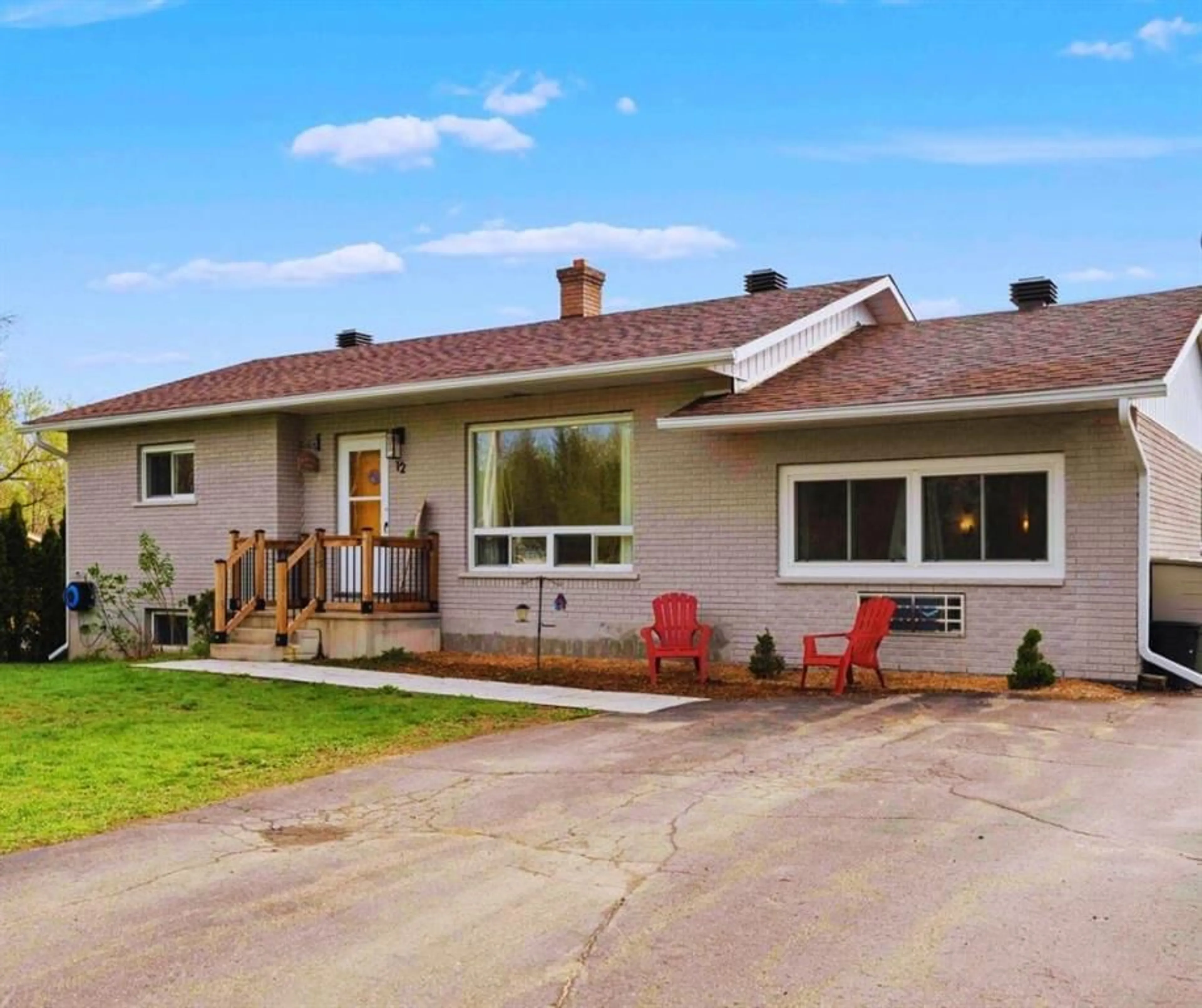 Frontside or backside of a home, cottage for 12 LISK St, Killaloe Ontario K0J 2A0