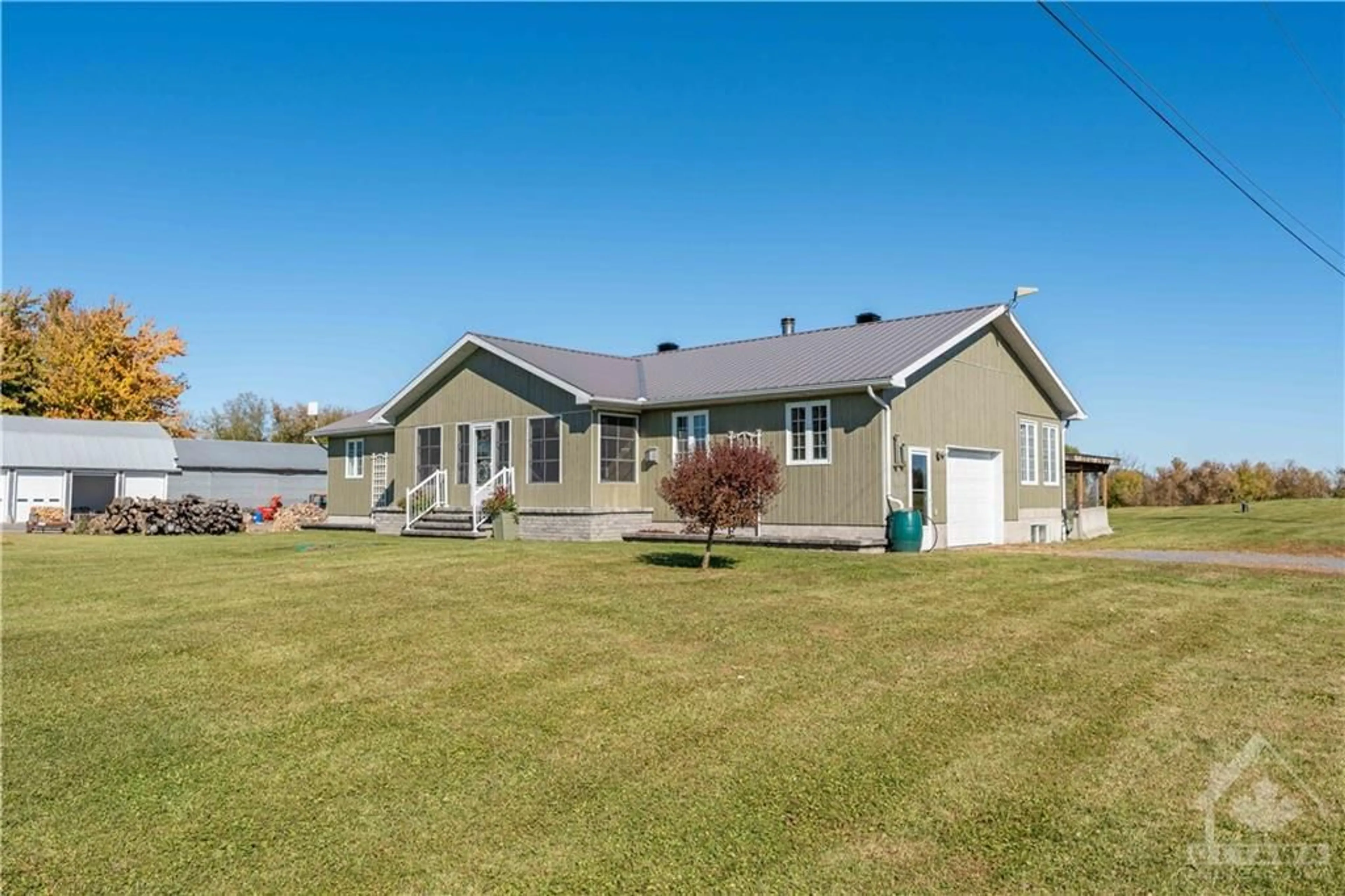 Frontside or backside of a home, cottage for 4883 2ND LINE Rd, North Lancaster Ontario K0C 1Z0