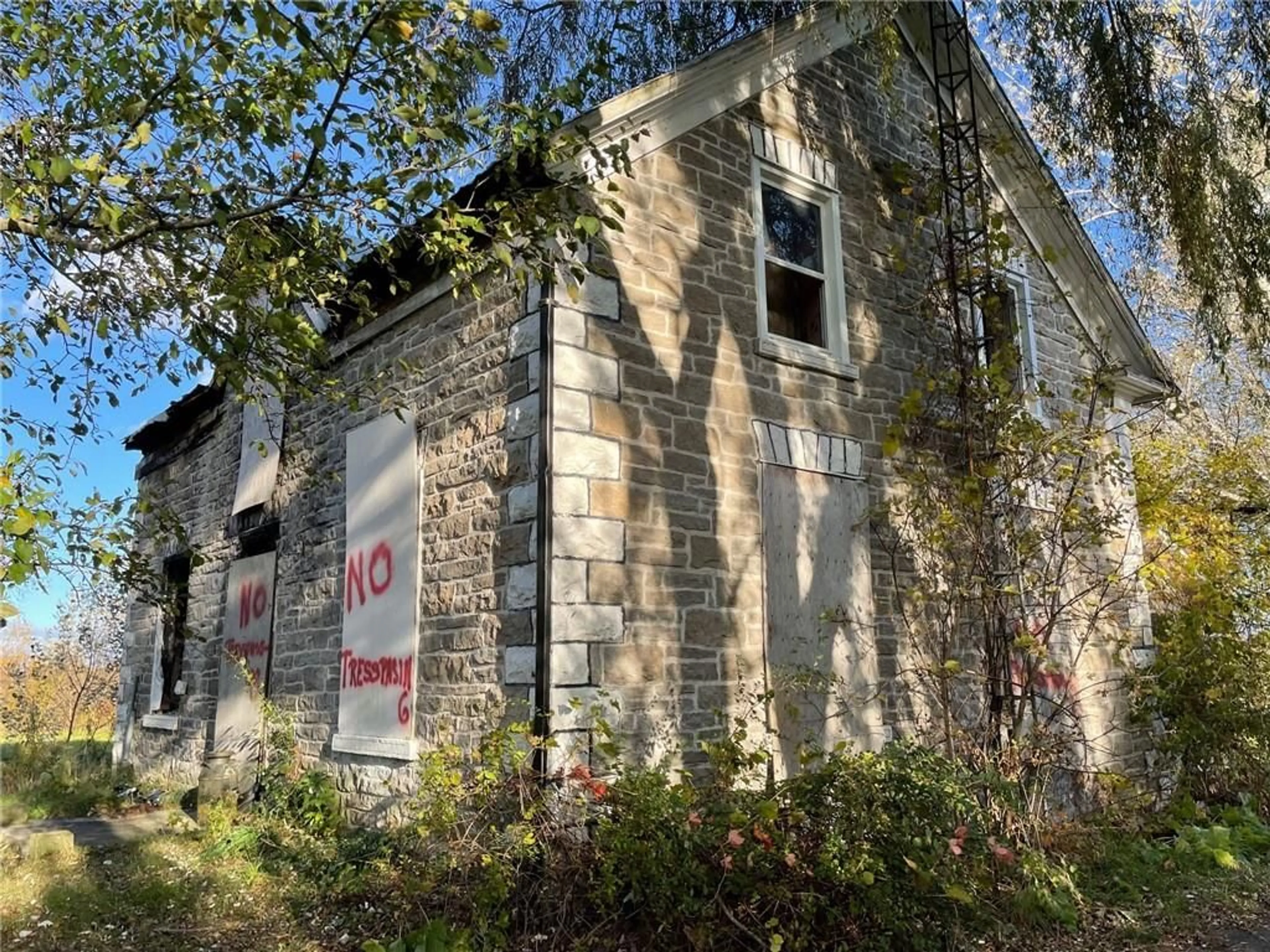 Frontside or backside of a home, the front or back of building for 10655 JELLYBY Rd, Elizabethtown Ontario K0G 1R0