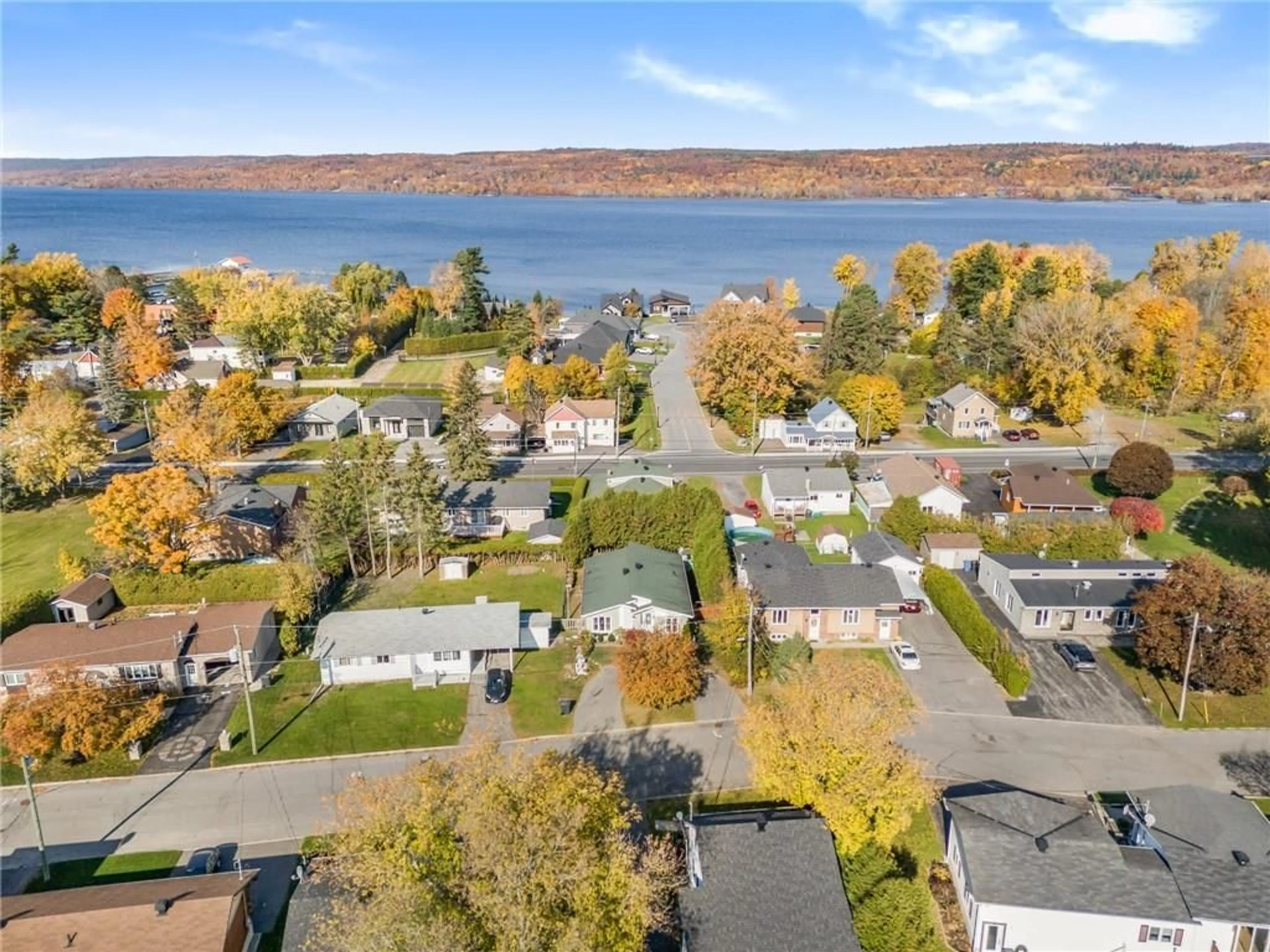 A pic from exterior of the house or condo, the view of lake or river for 876 QUEEN St, L'Orignal Ontario K0B 1K0