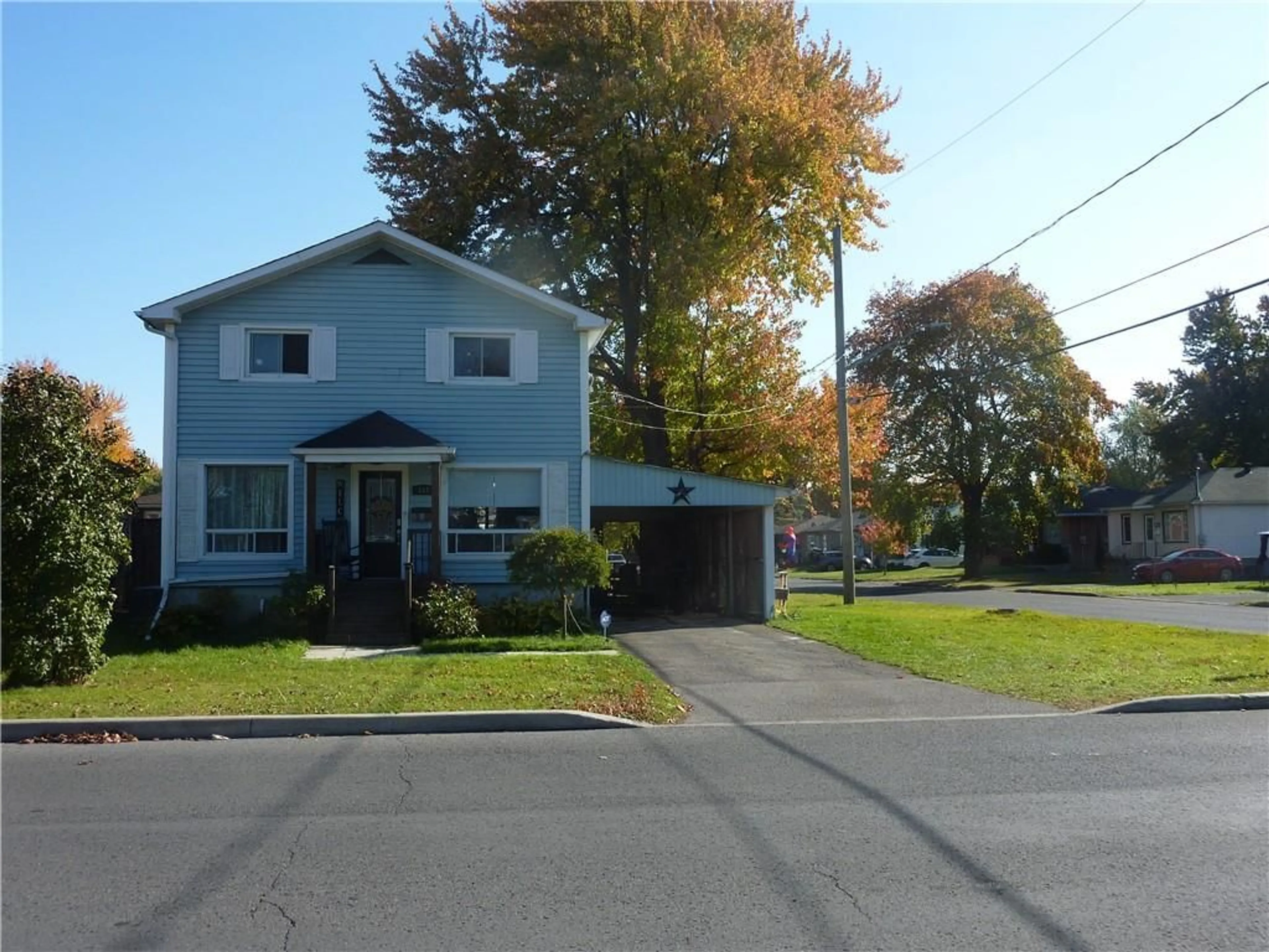 Frontside or backside of a home, the street view for 118 FOURTEEN St, Cornwall Ontario K6J 3H8