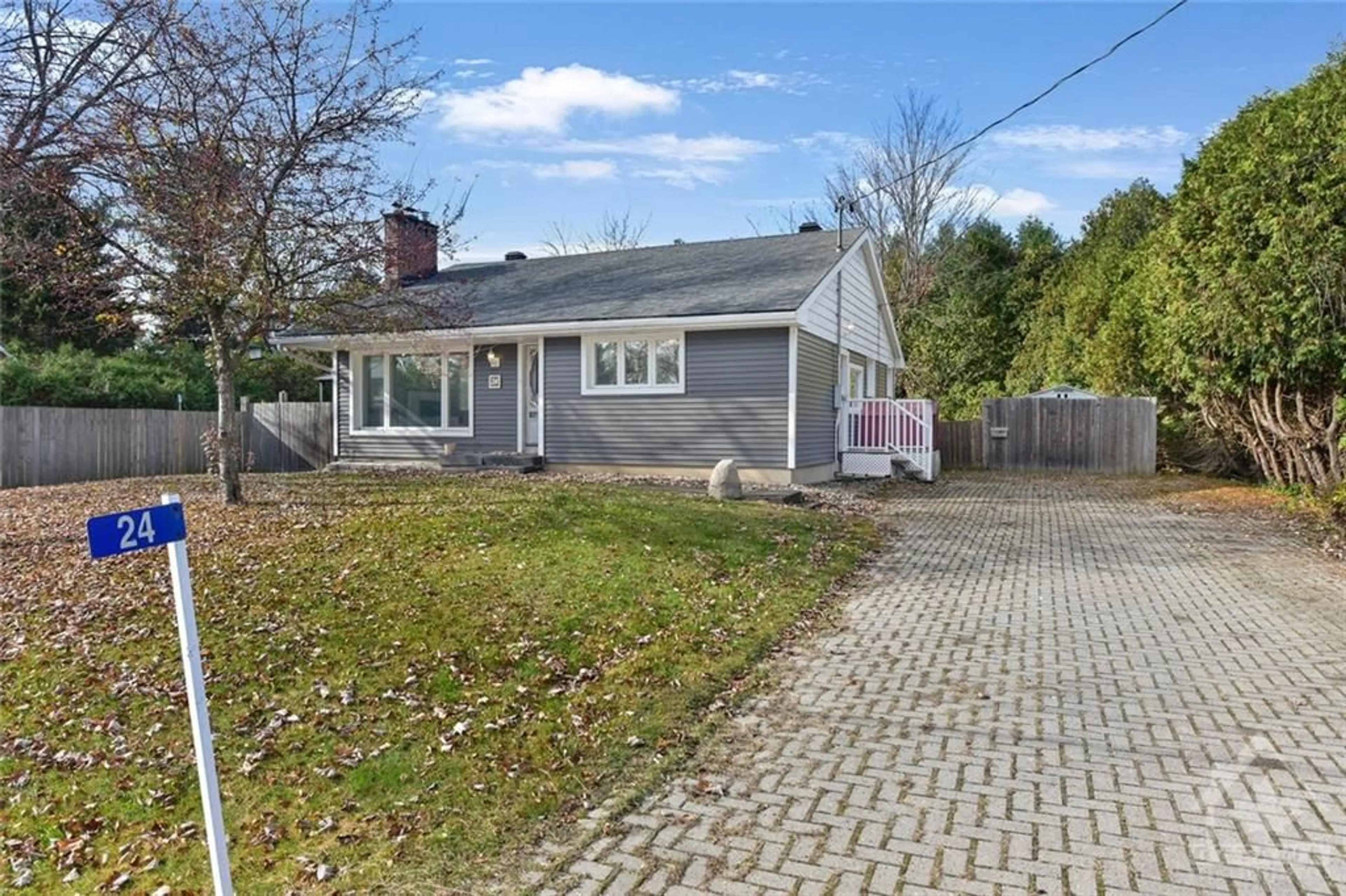 Frontside or backside of a home, cottage for 24 ALTA VISTA Rd, Prescott Ontario K0E 1T0