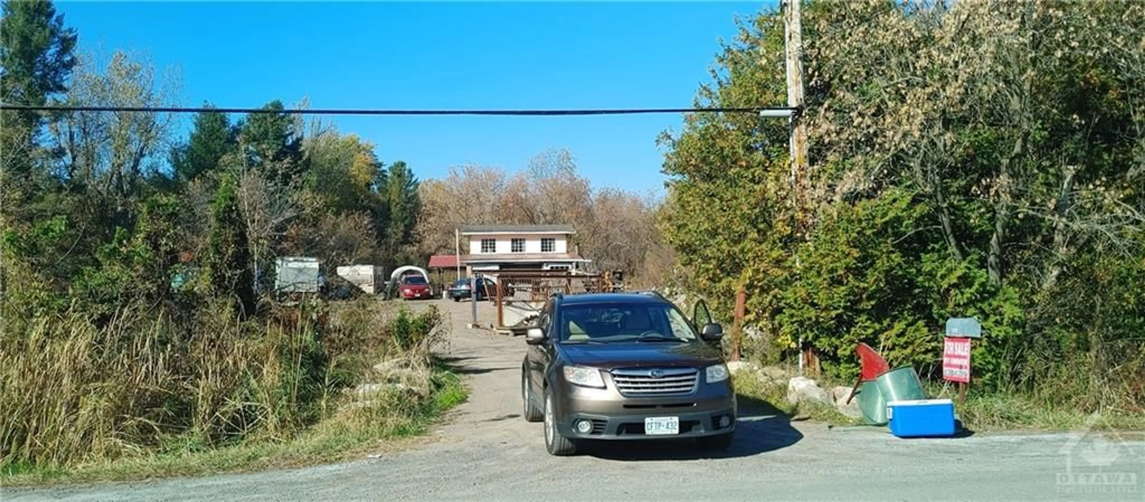 Frontside or backside of a home, the street view for 5315 THUNDER Rd, Ottawa Ontario K0A 1K0