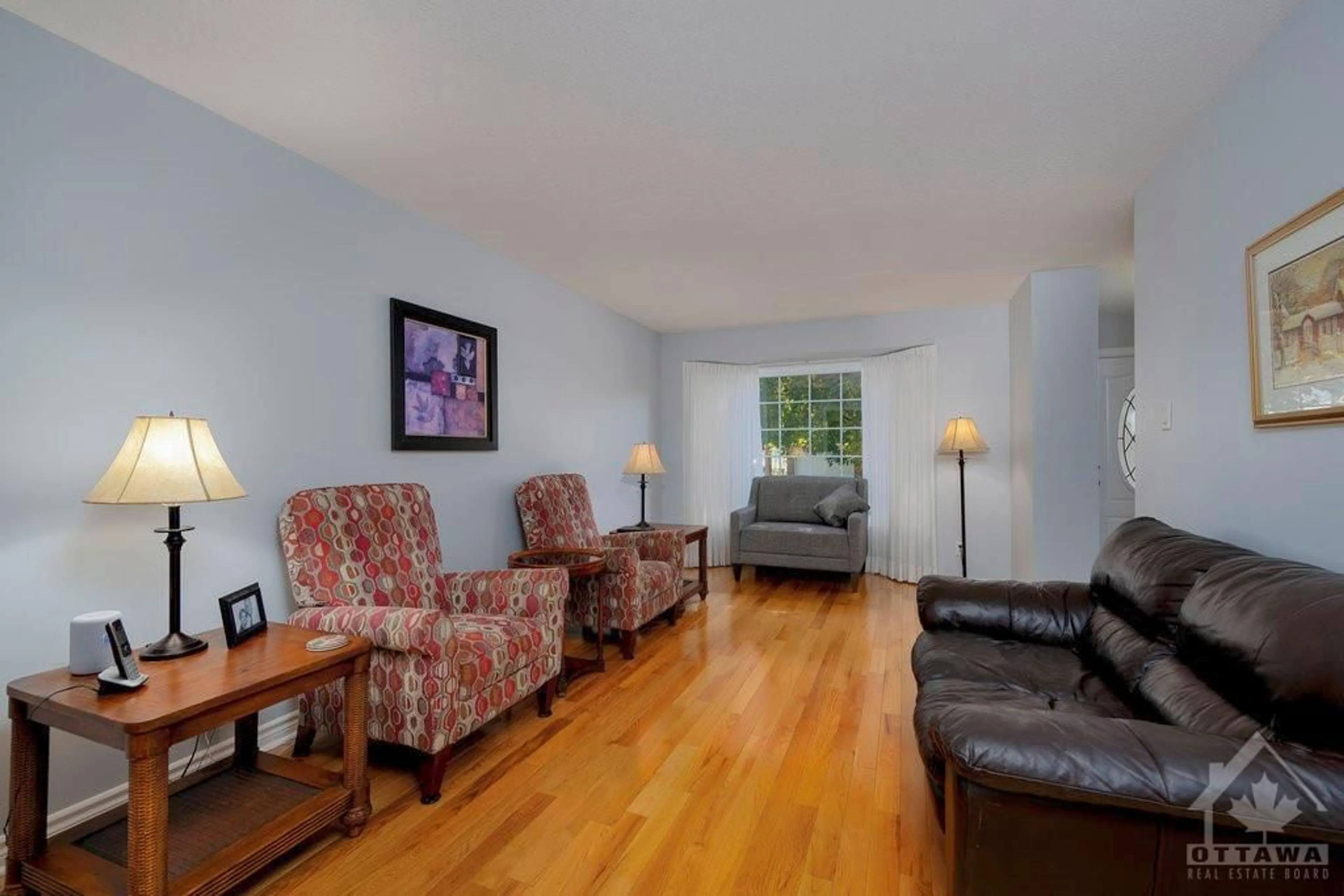 Living room, wood floors for 58 ALLENBY Rd, Ottawa Ontario K2K 2J7