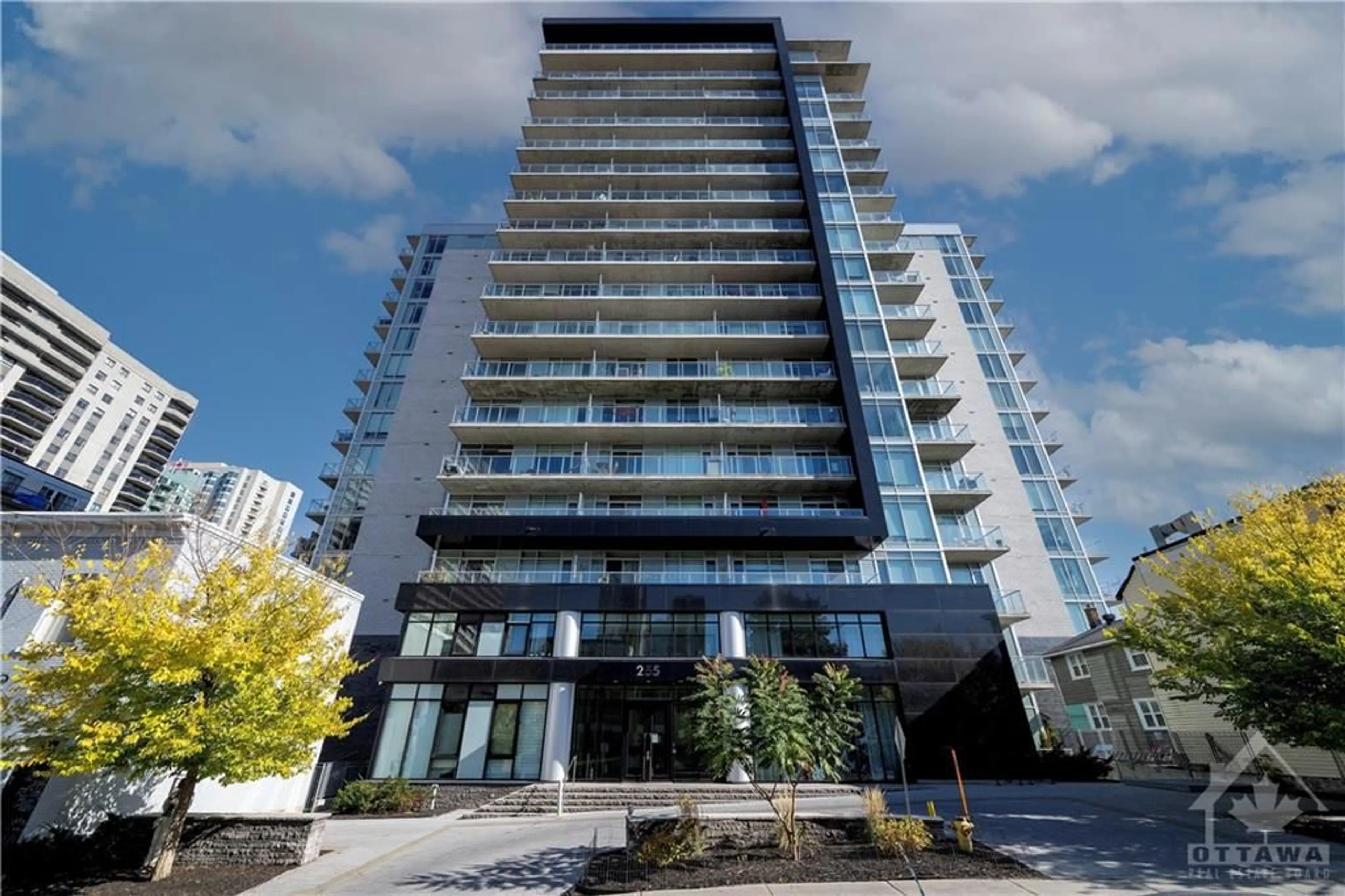 A pic from exterior of the house or condo, the front or back of building for 255 BAY St #908, Ottawa Ontario K1R 0C5