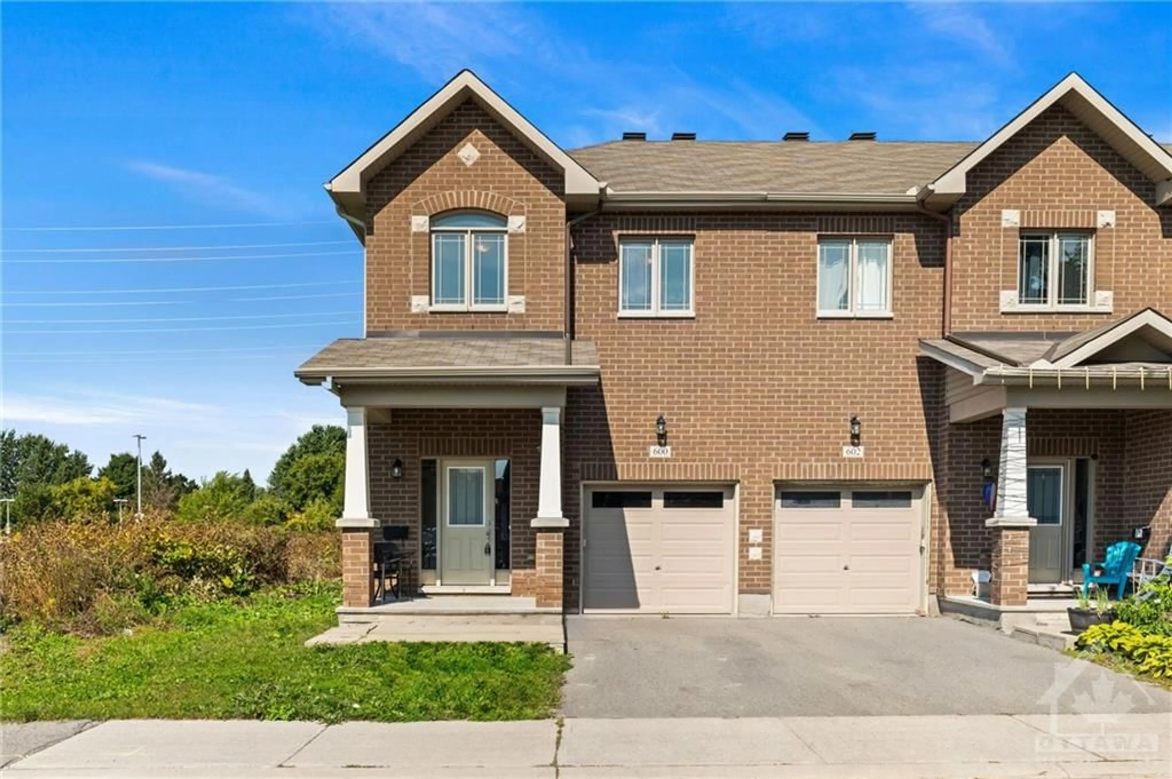 Home with brick exterior material for 600 VIA CAMPANALE Ave, Ottawa Ontario K2J 4A2