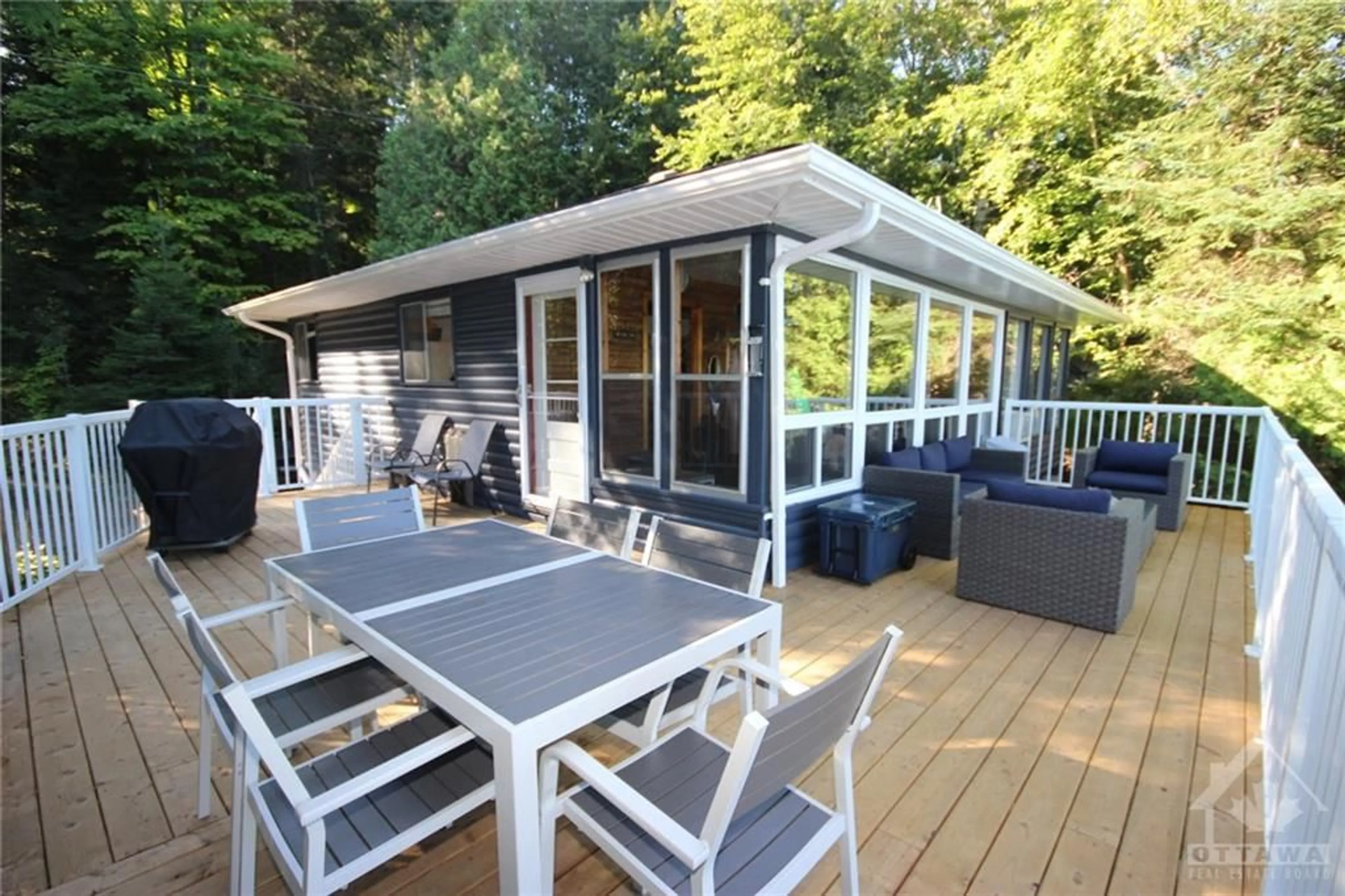 Patio, cottage for 938 SIBERIA Rd, Barry's Bay Ontario K0J 1B0