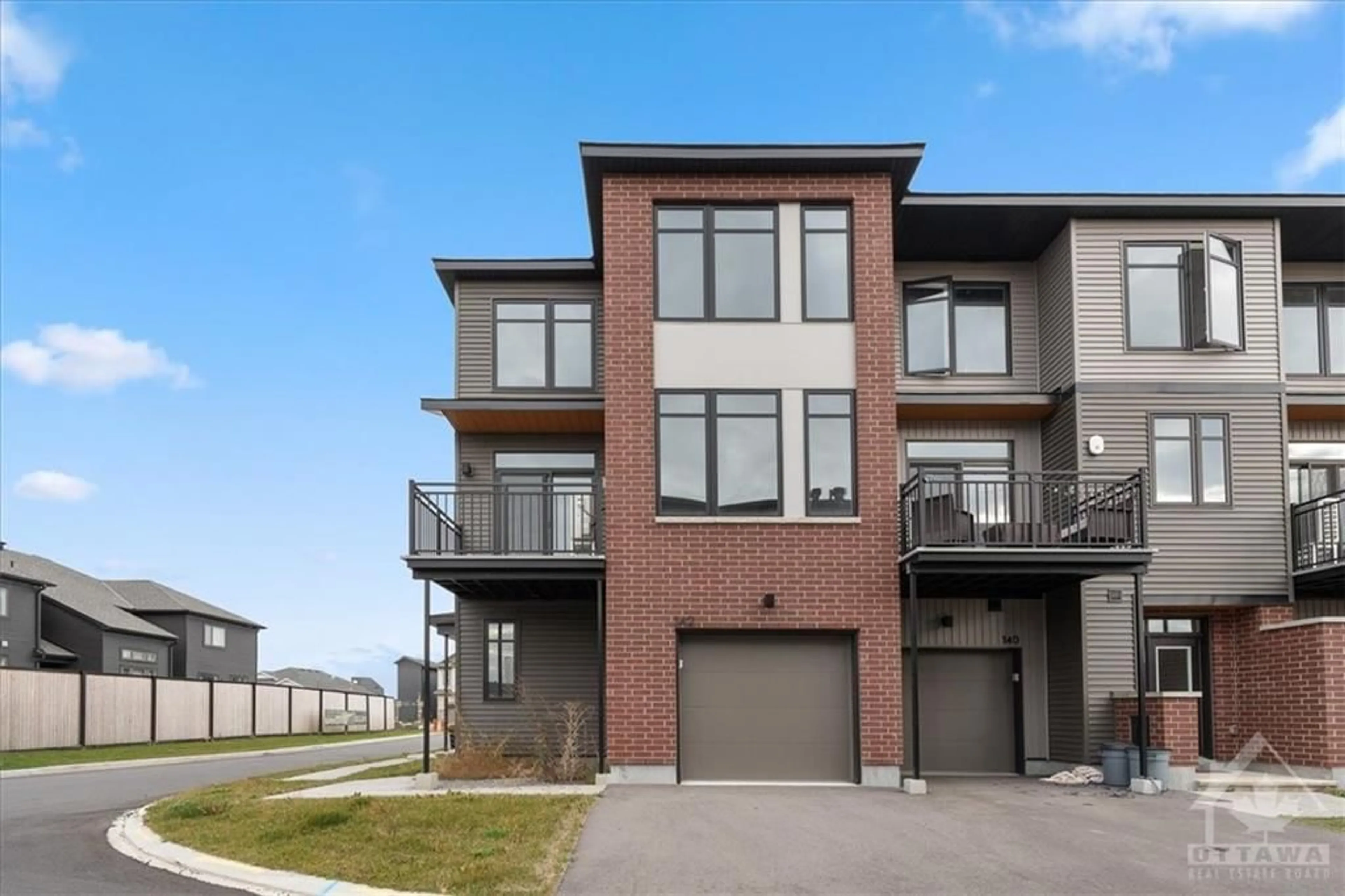 A pic from exterior of the house or condo, the front or back of building for 142 VENASQUE Pvt, Orleans Ontario K4A 5L6