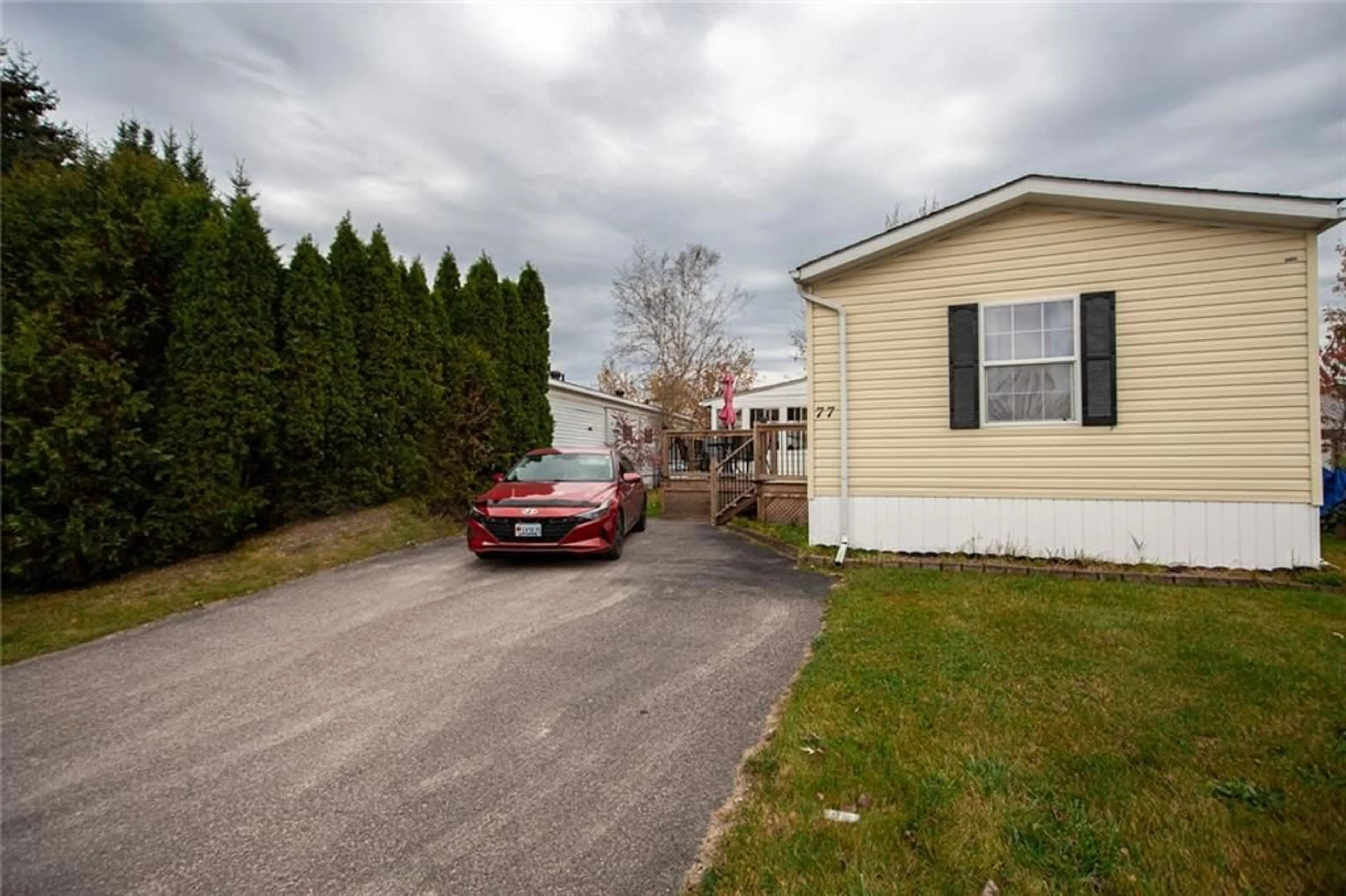 A pic from exterior of the house or condo, cottage for 77 PINEHURST Estate, Petawawa Ontario K8H 2H2