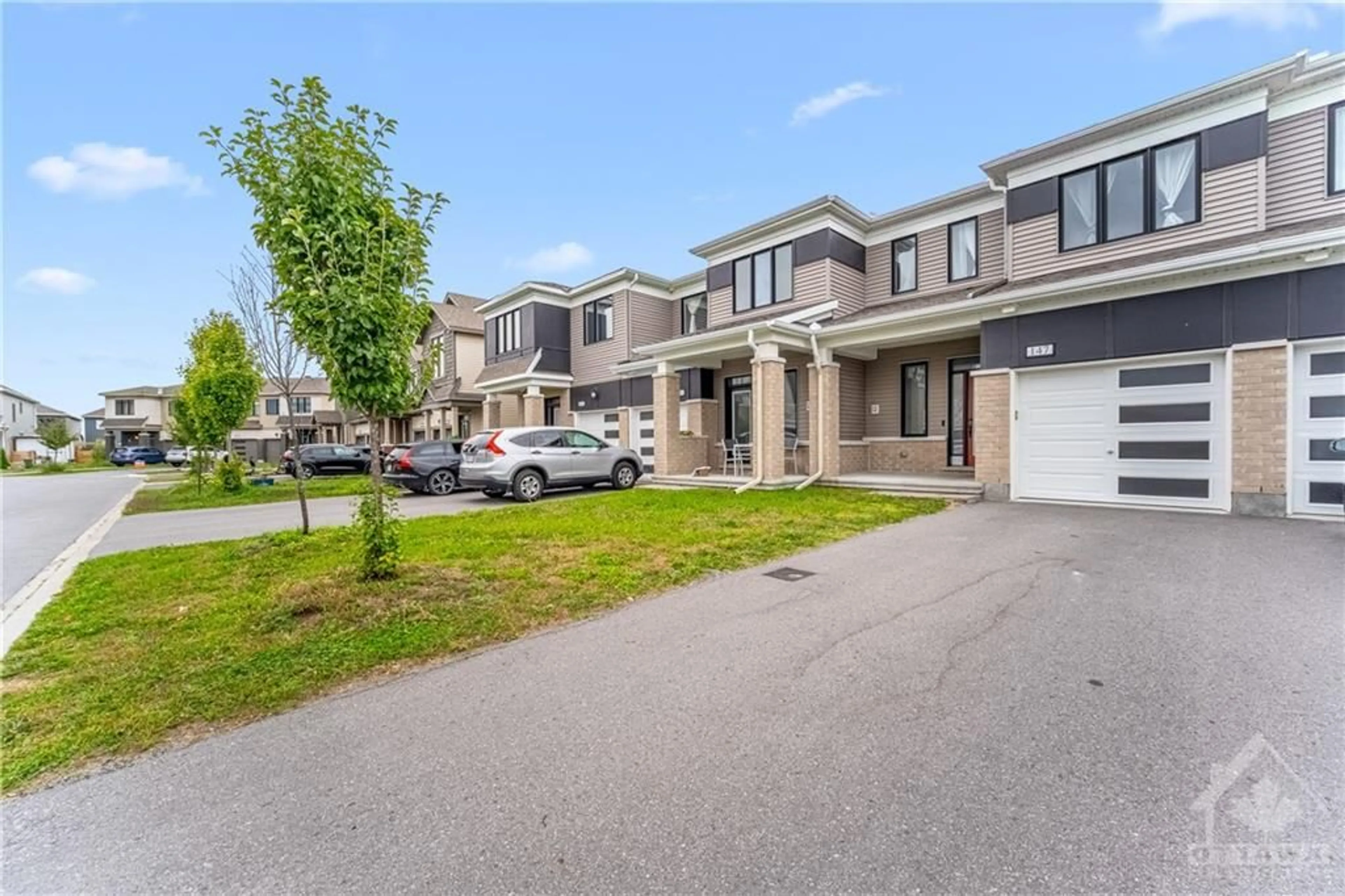 A pic from exterior of the house or condo, the street view for 147 PICTOU Cres, Ottawa Ontario K2V 0R7