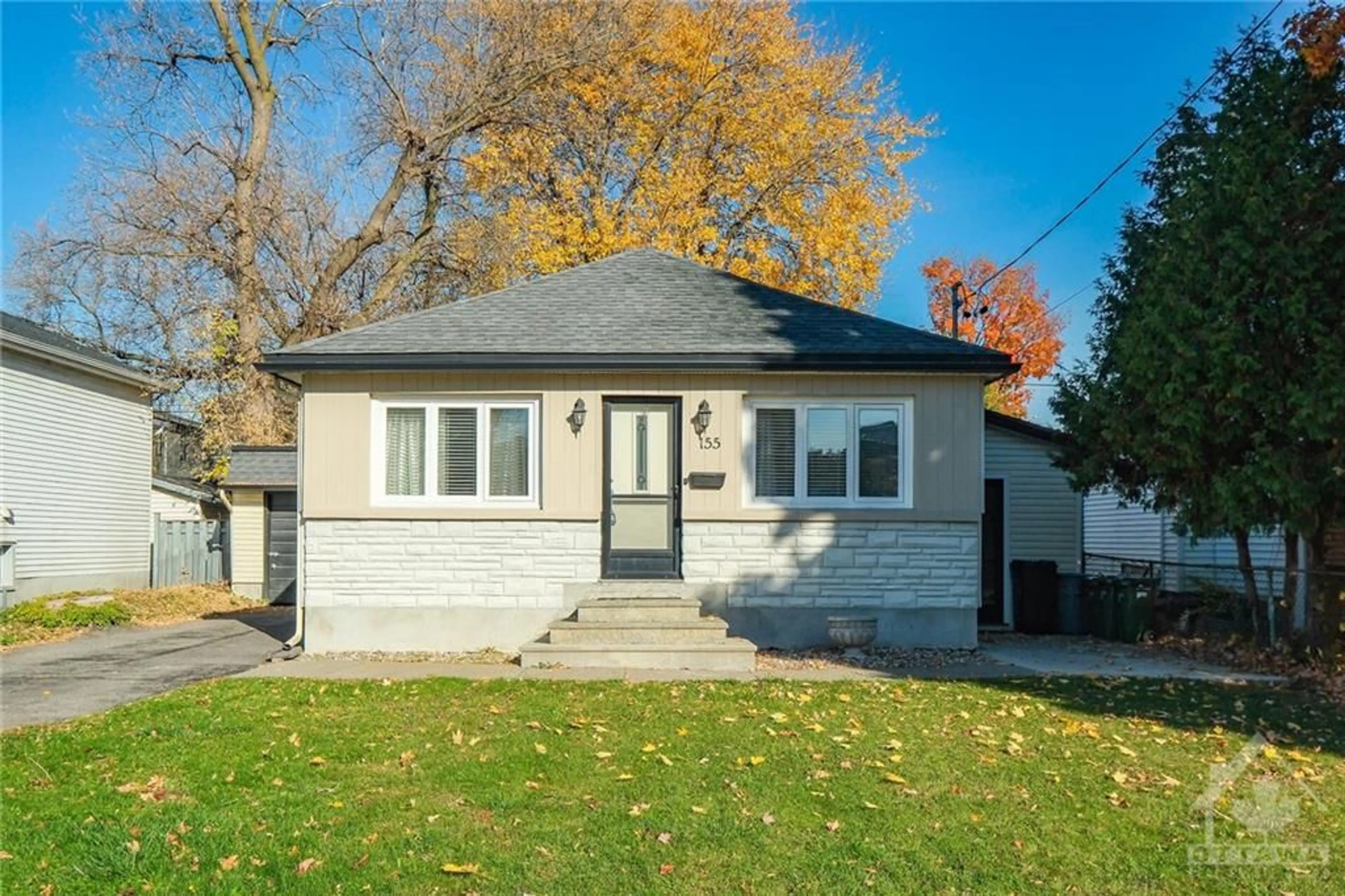 Frontside or backside of a home, cottage for 155 GLYNN Ave, Ottawa Ontario K1K 1S5