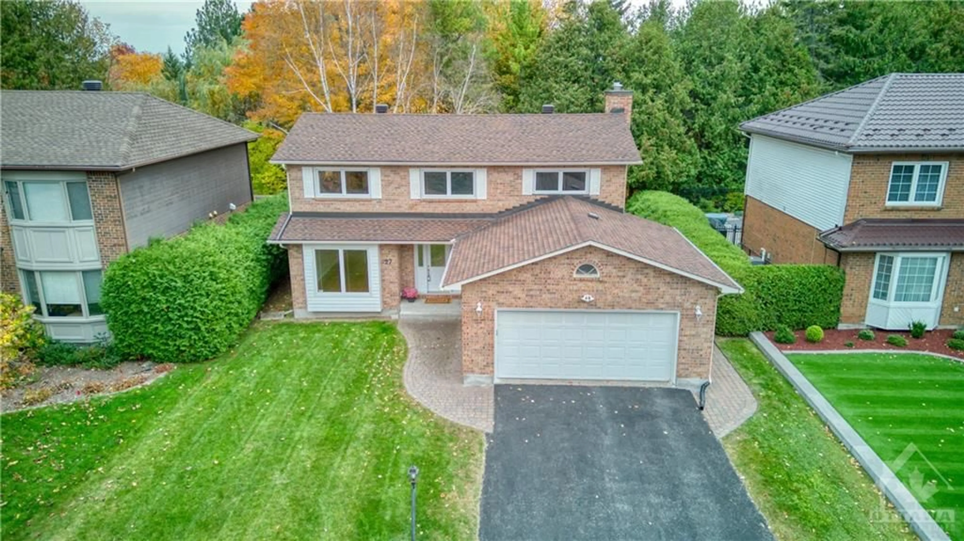 Frontside or backside of a home, cottage for 27 SHADY BRANCH Trail, Ottawa Ontario K2S 1E1