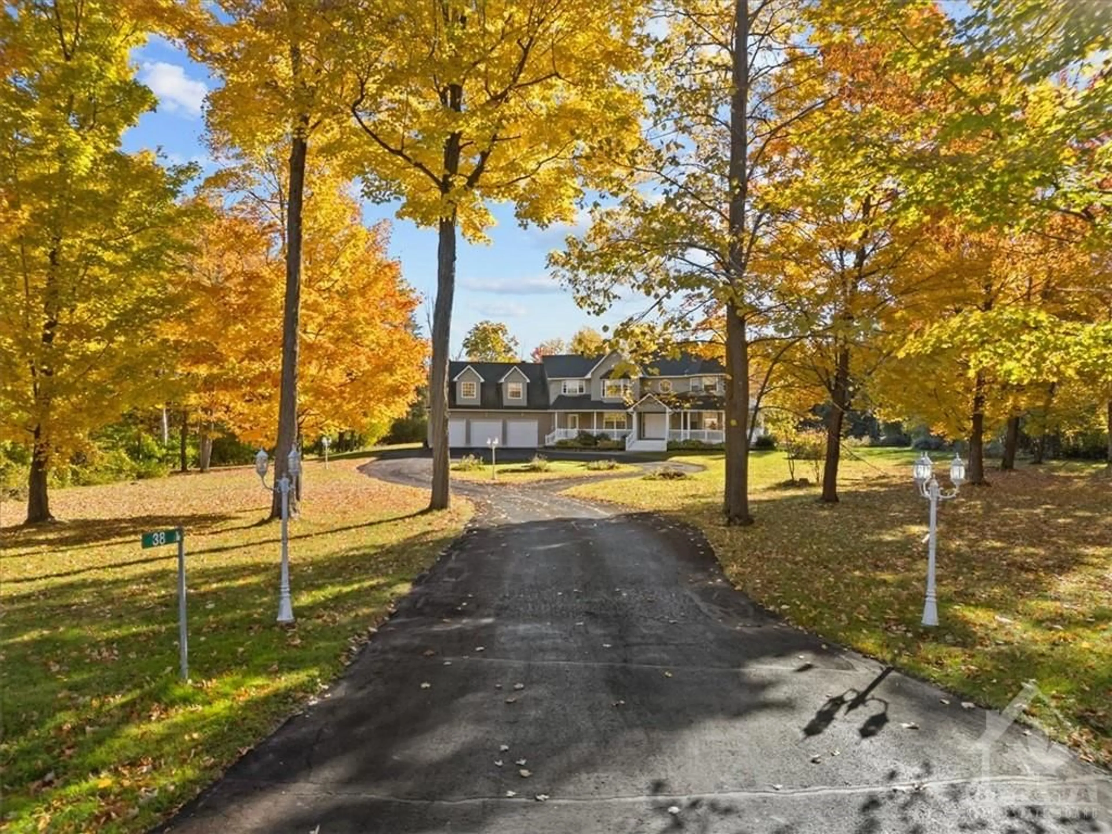 A pic from exterior of the house or condo, the street view for 38 MARCHVALE Dr, Ottawa Ontario K2W 1C2