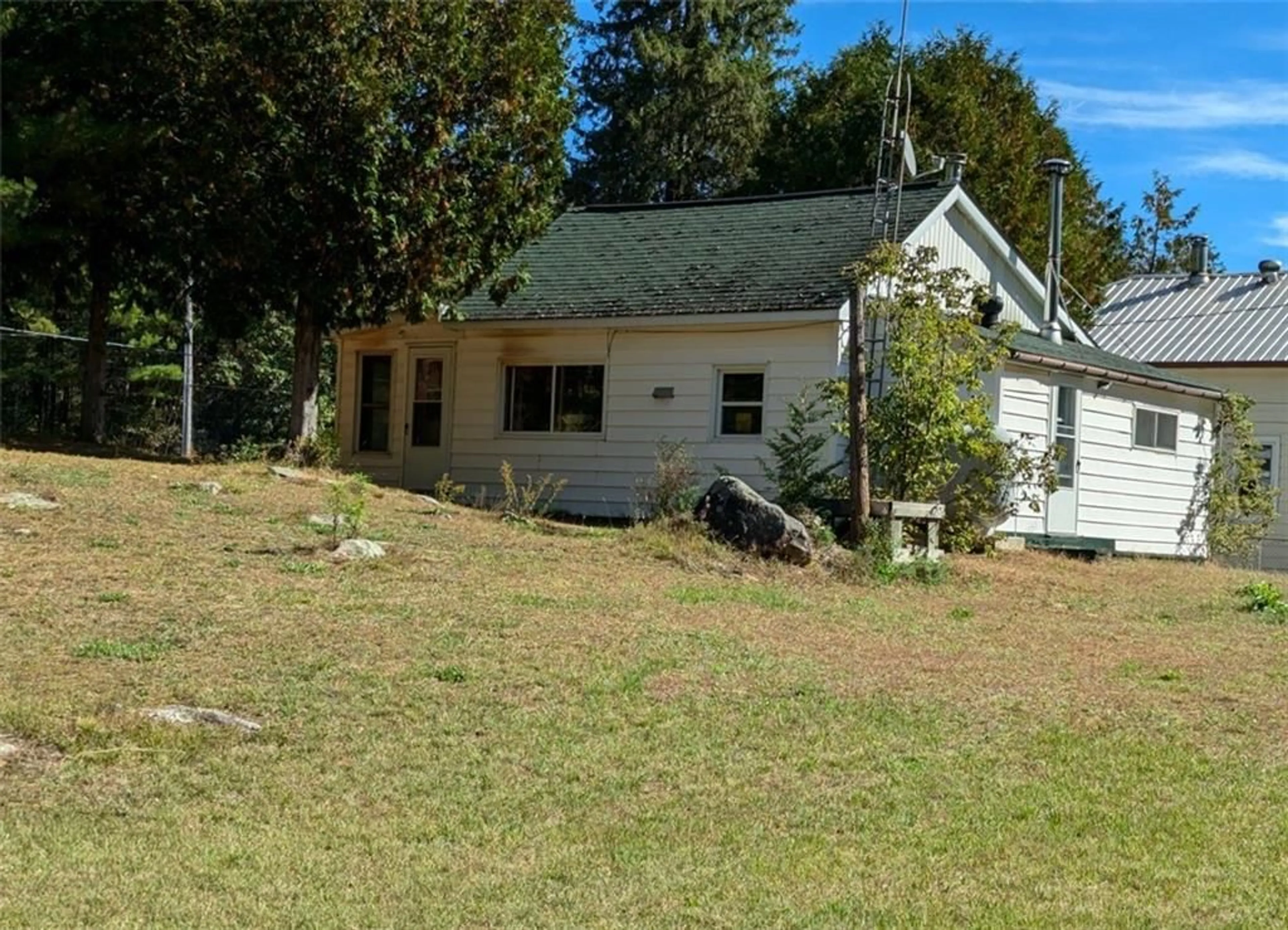 Frontside or backside of a home, cottage for 19717 HIGHWAY 60 Hwy, Barry's Bay Ontario K0J 1B0