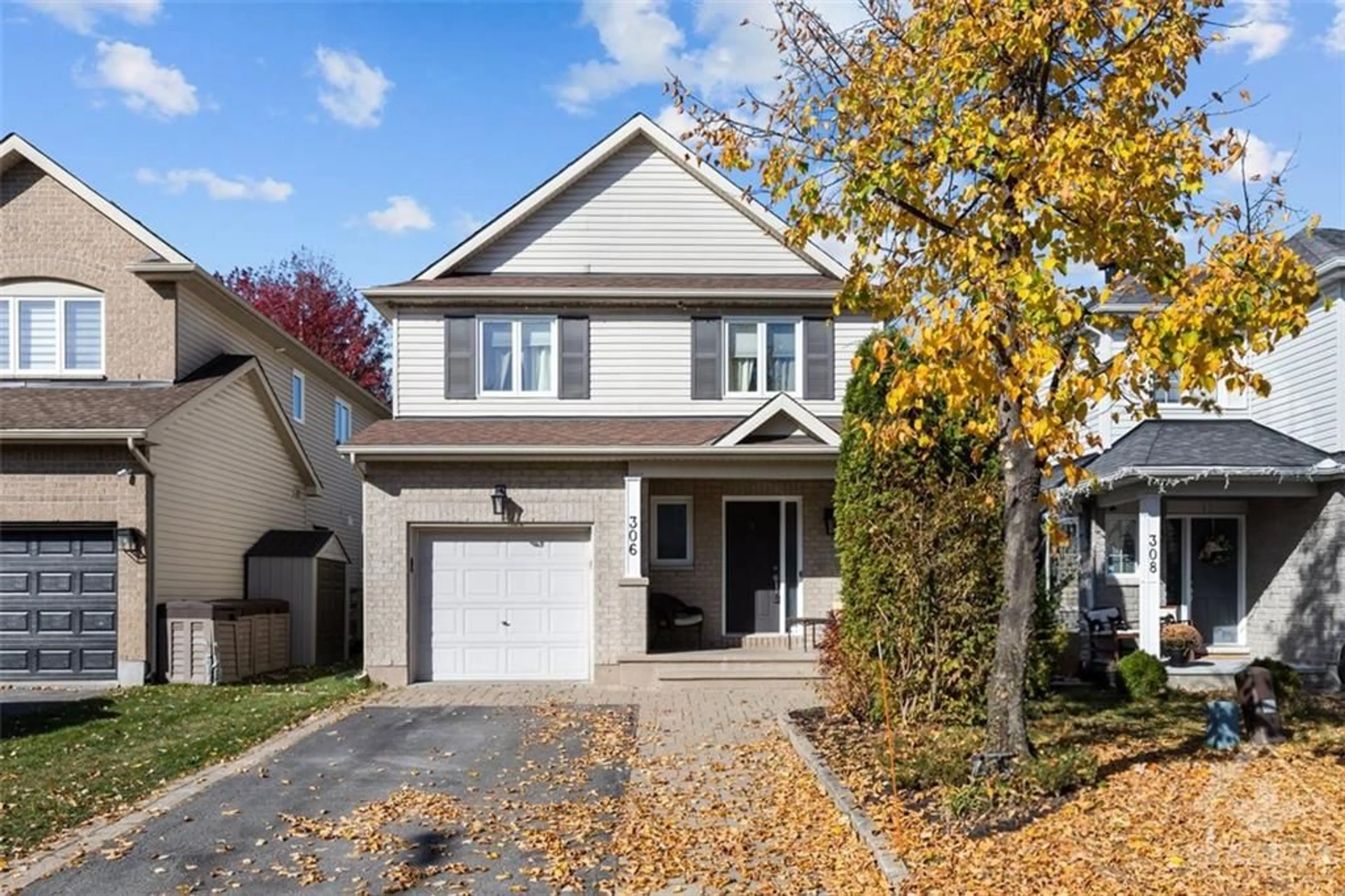 Frontside or backside of a home, cottage for 306 RIVERSEDGE Cres, Ottawa Ontario K1V 0Y7