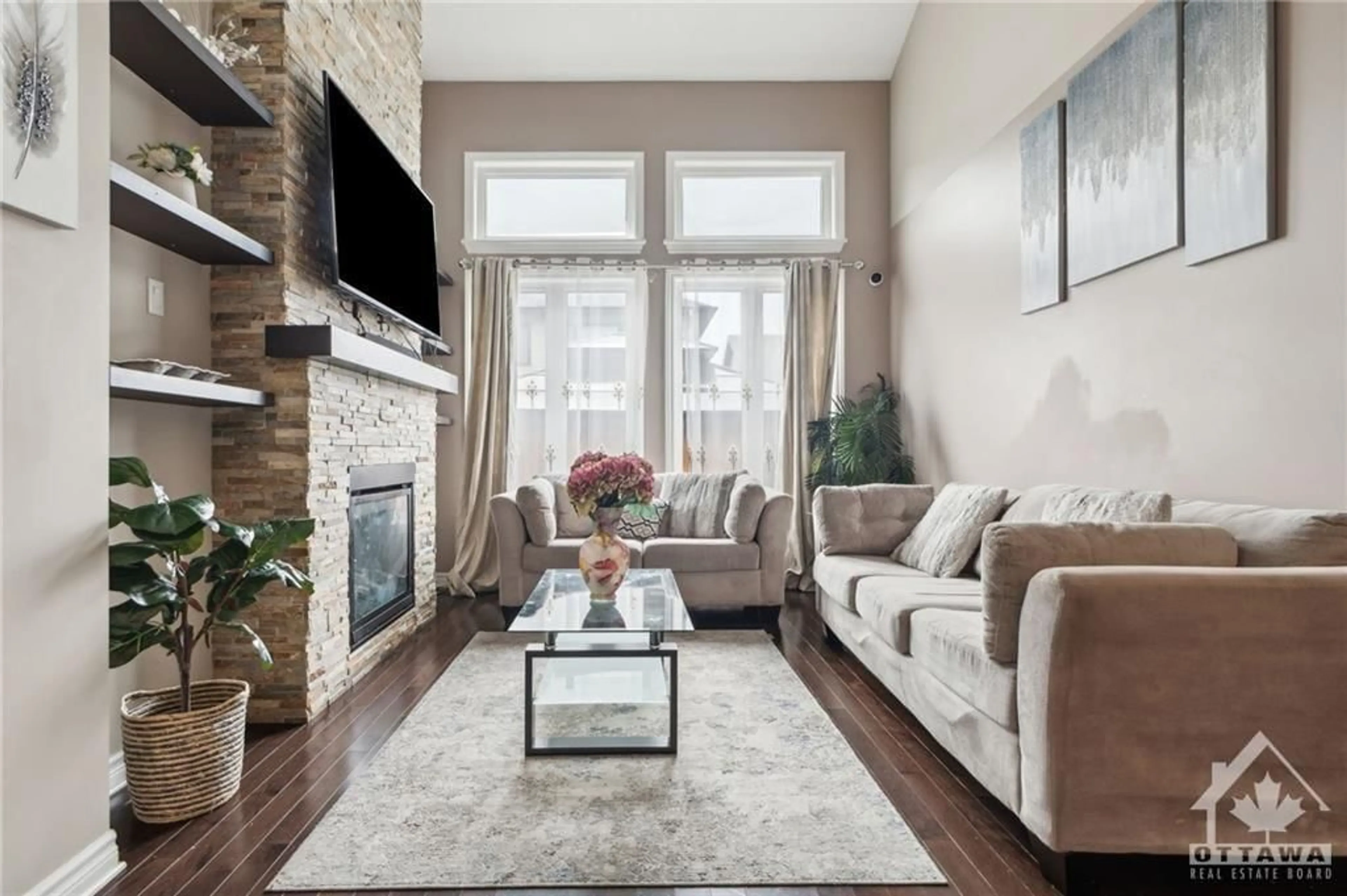 Living room, wood floors for 731 MORNINGSTAR Way, Ottawa Ontario K1W 0G6