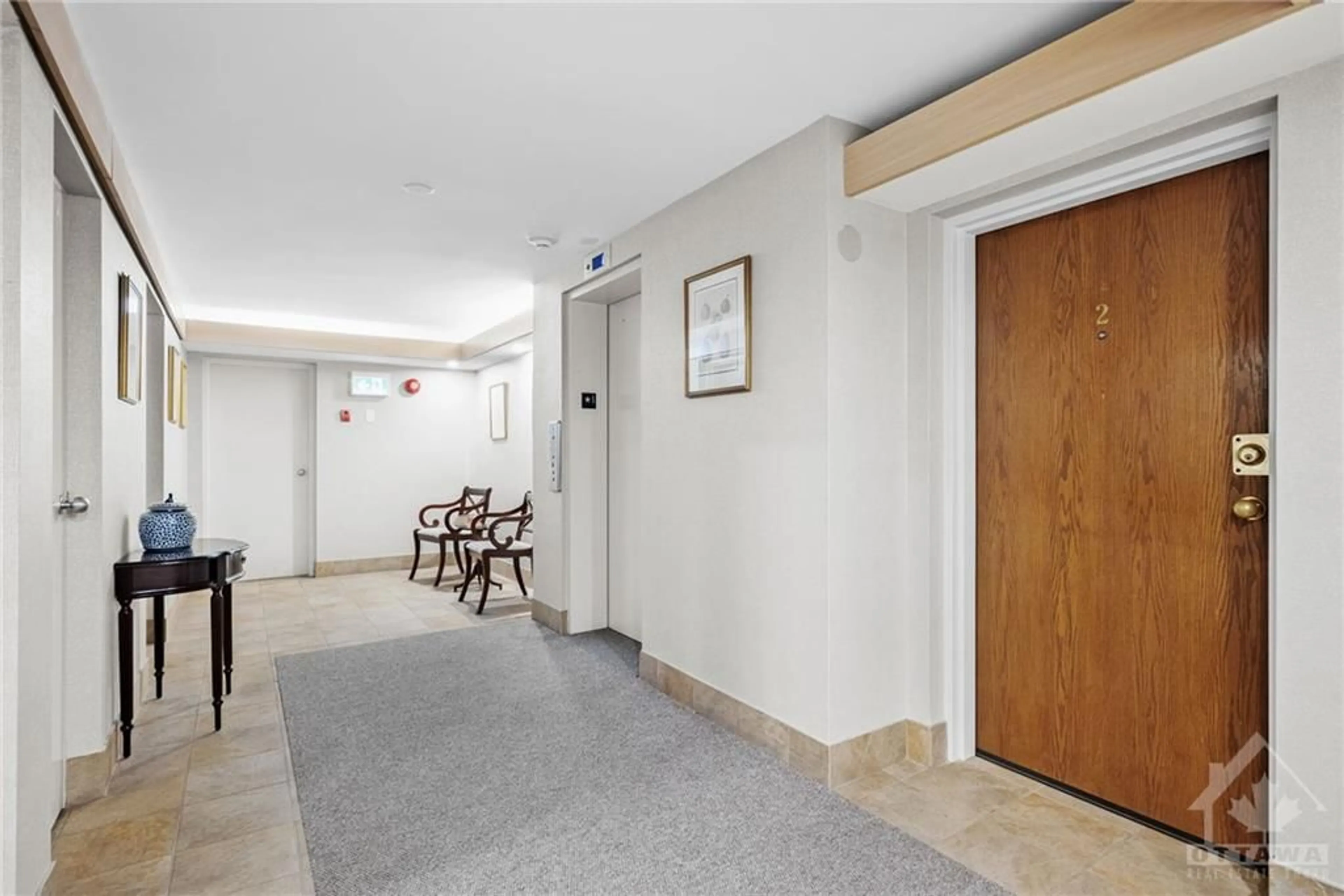 Indoor foyer, not visible floor for 140 RIDEAU Terr #2, Ottawa Ontario K1M 0Z2